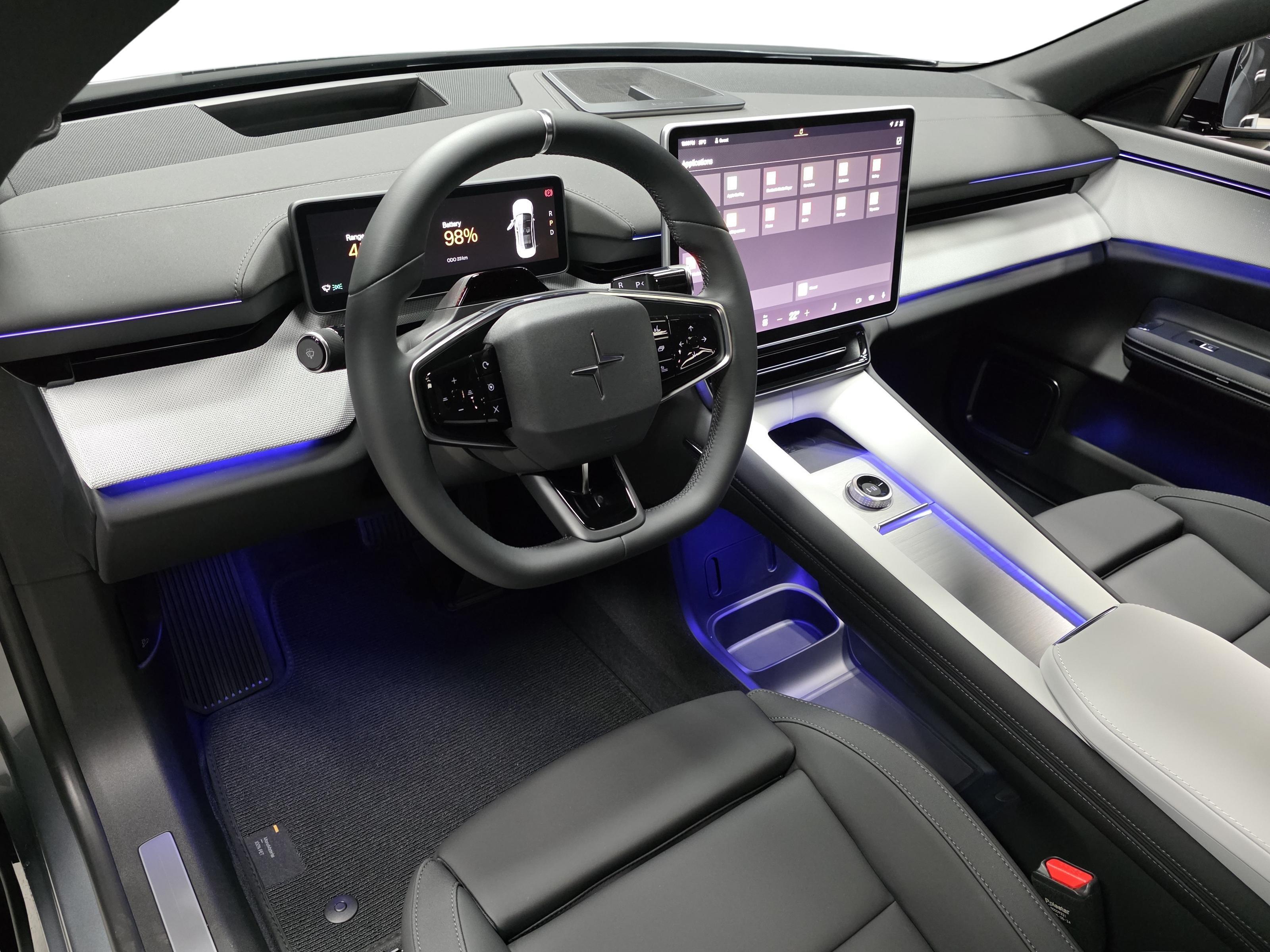 Polestar 4 8