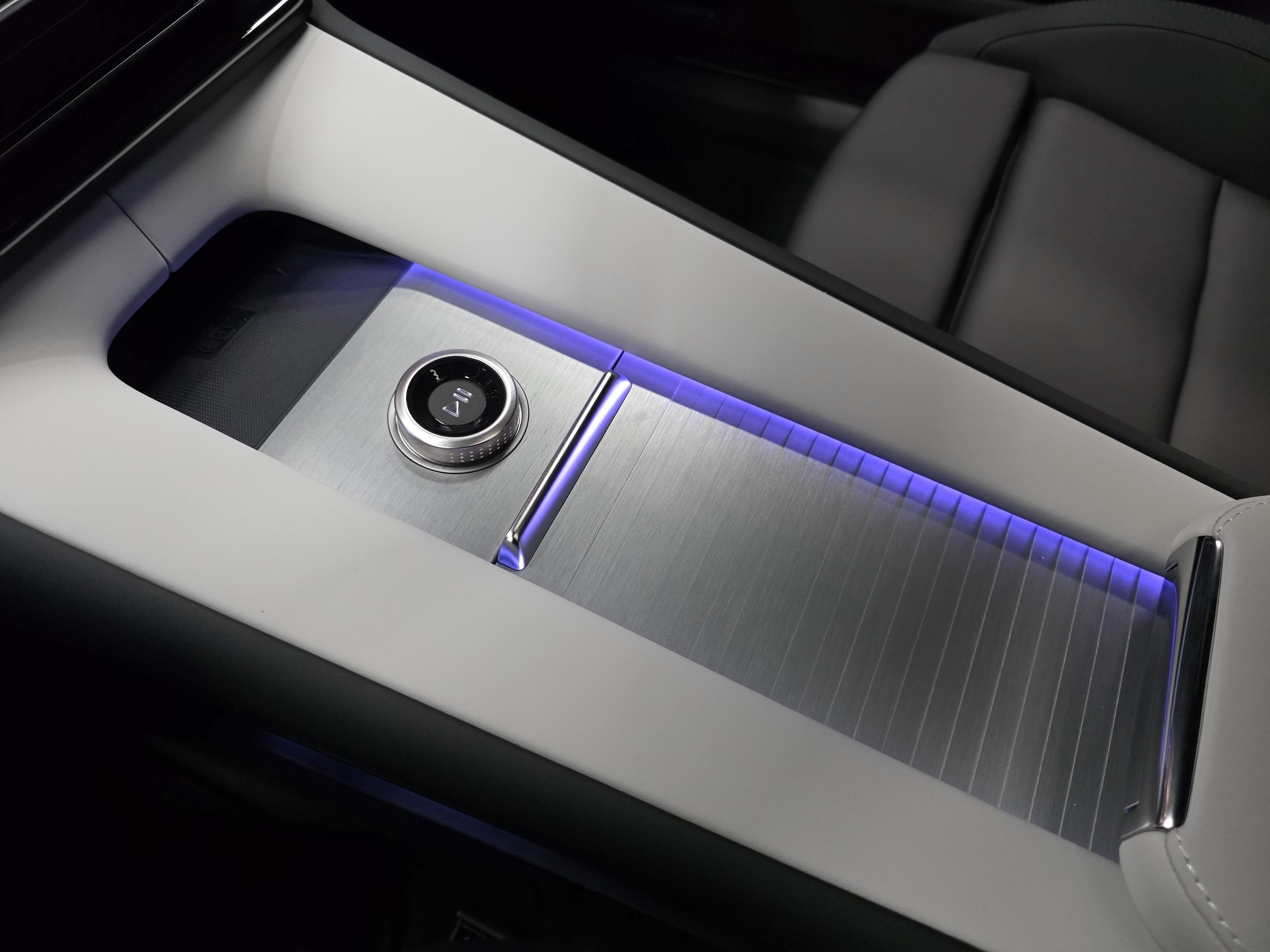 Polestar 4 14