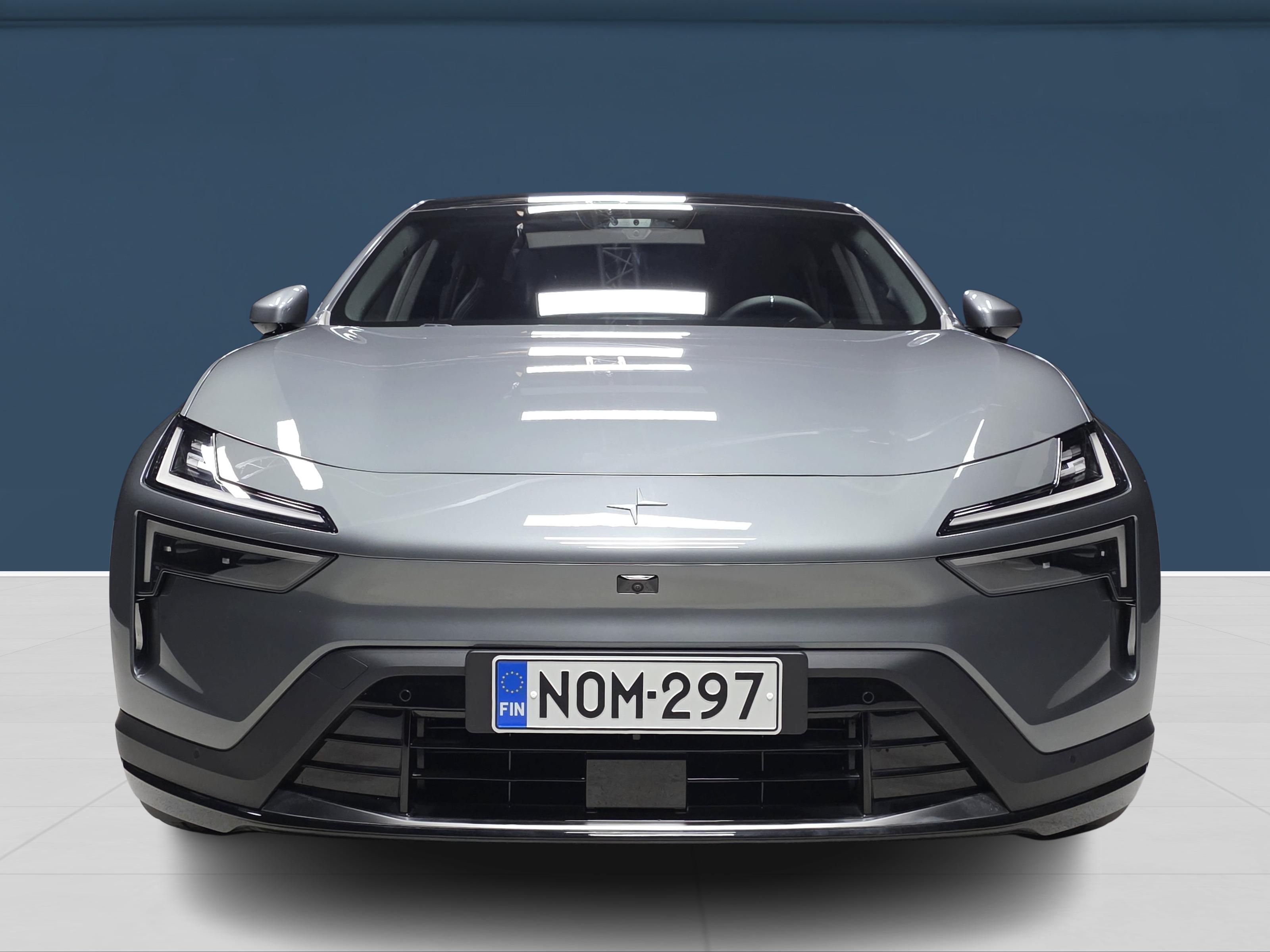 Polestar 4 2
