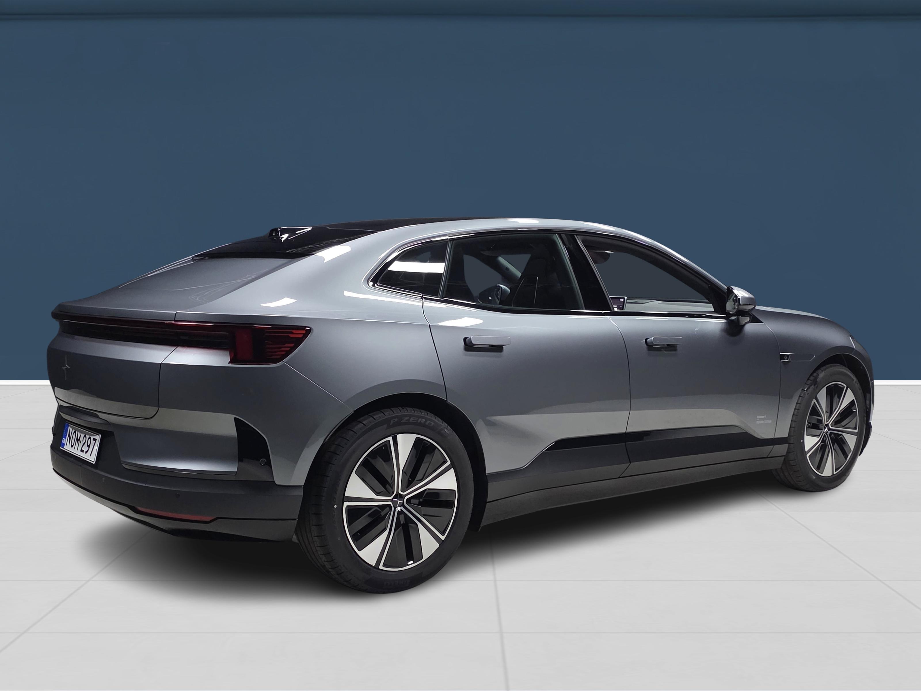 Polestar 4 4