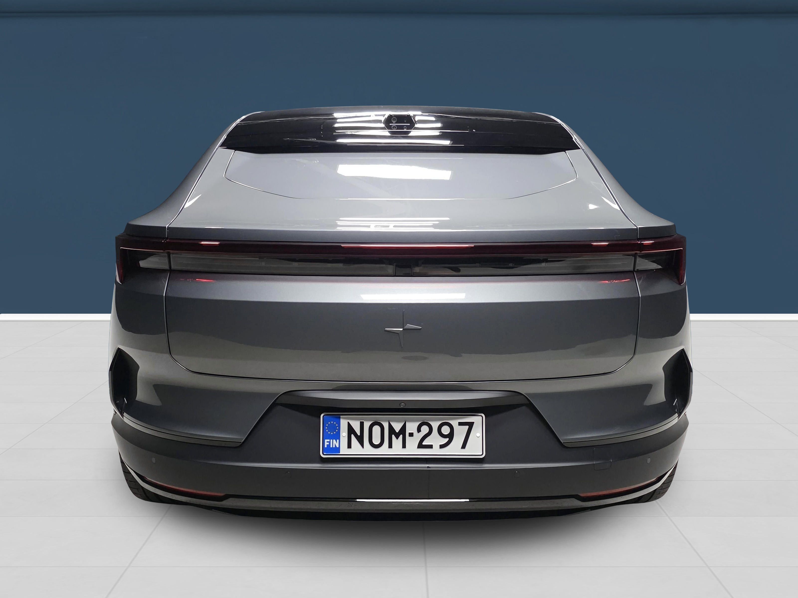 Polestar 4 5