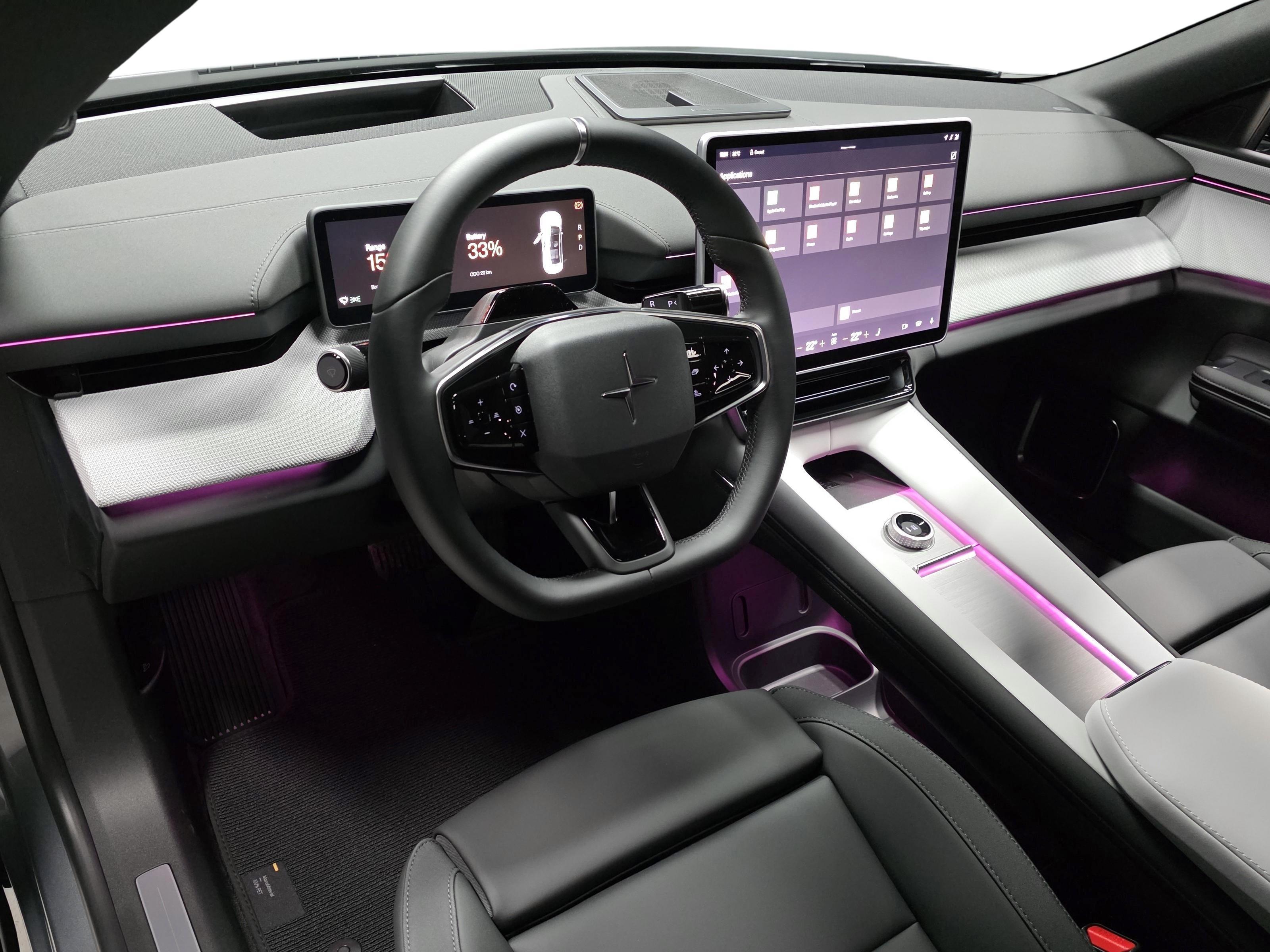 Polestar 4 8