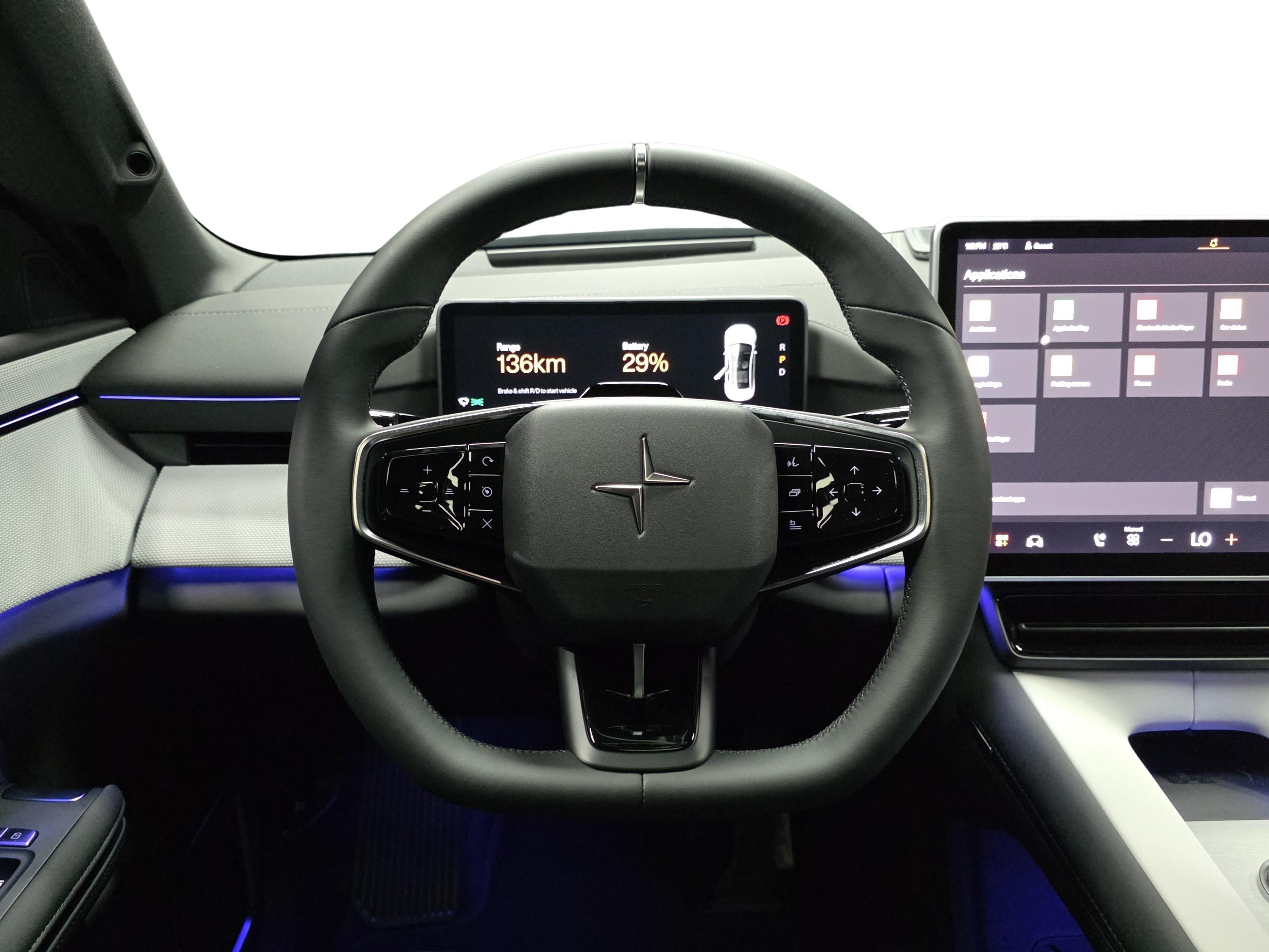 Polestar 4 10