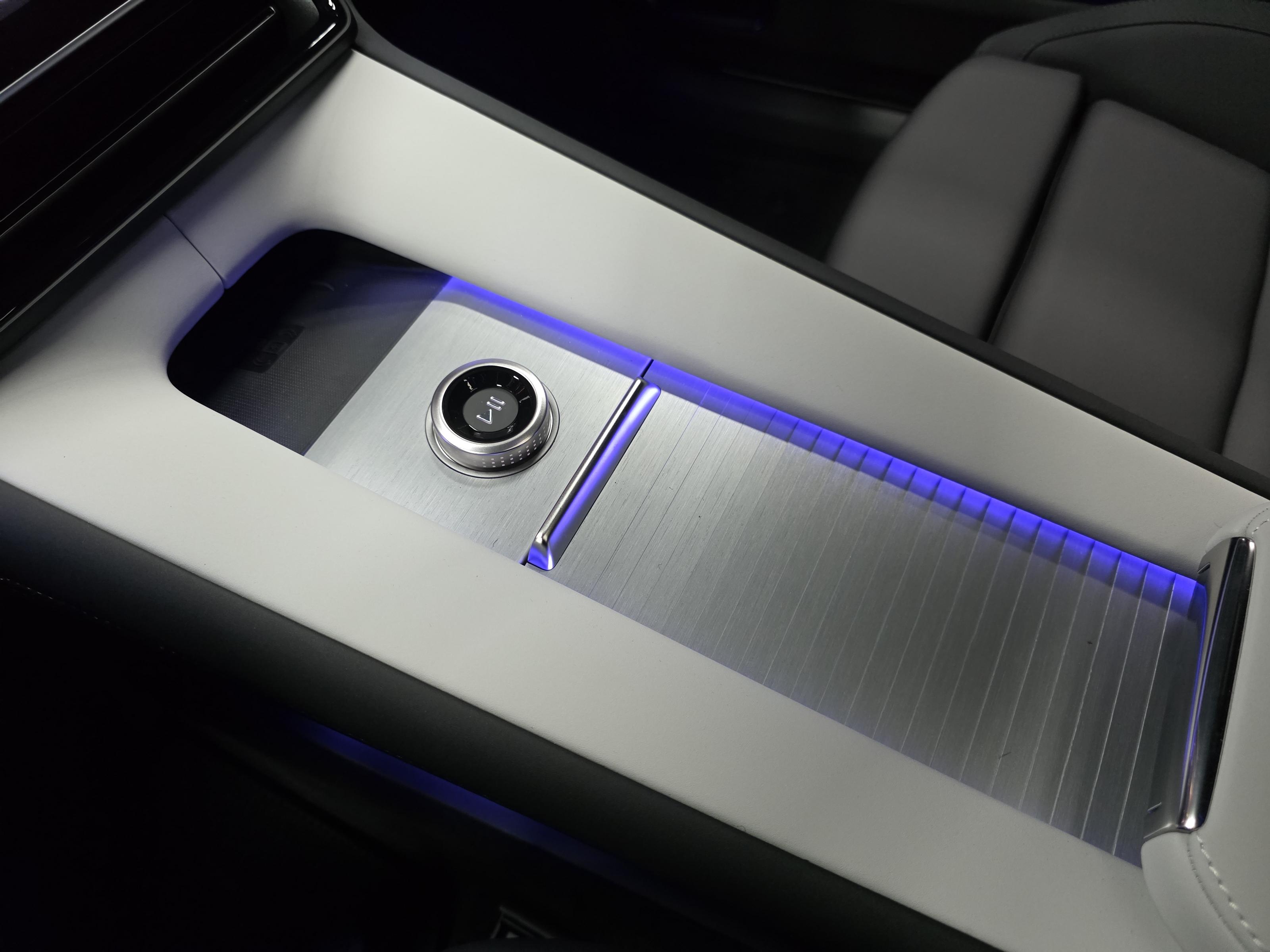 Polestar 4 14