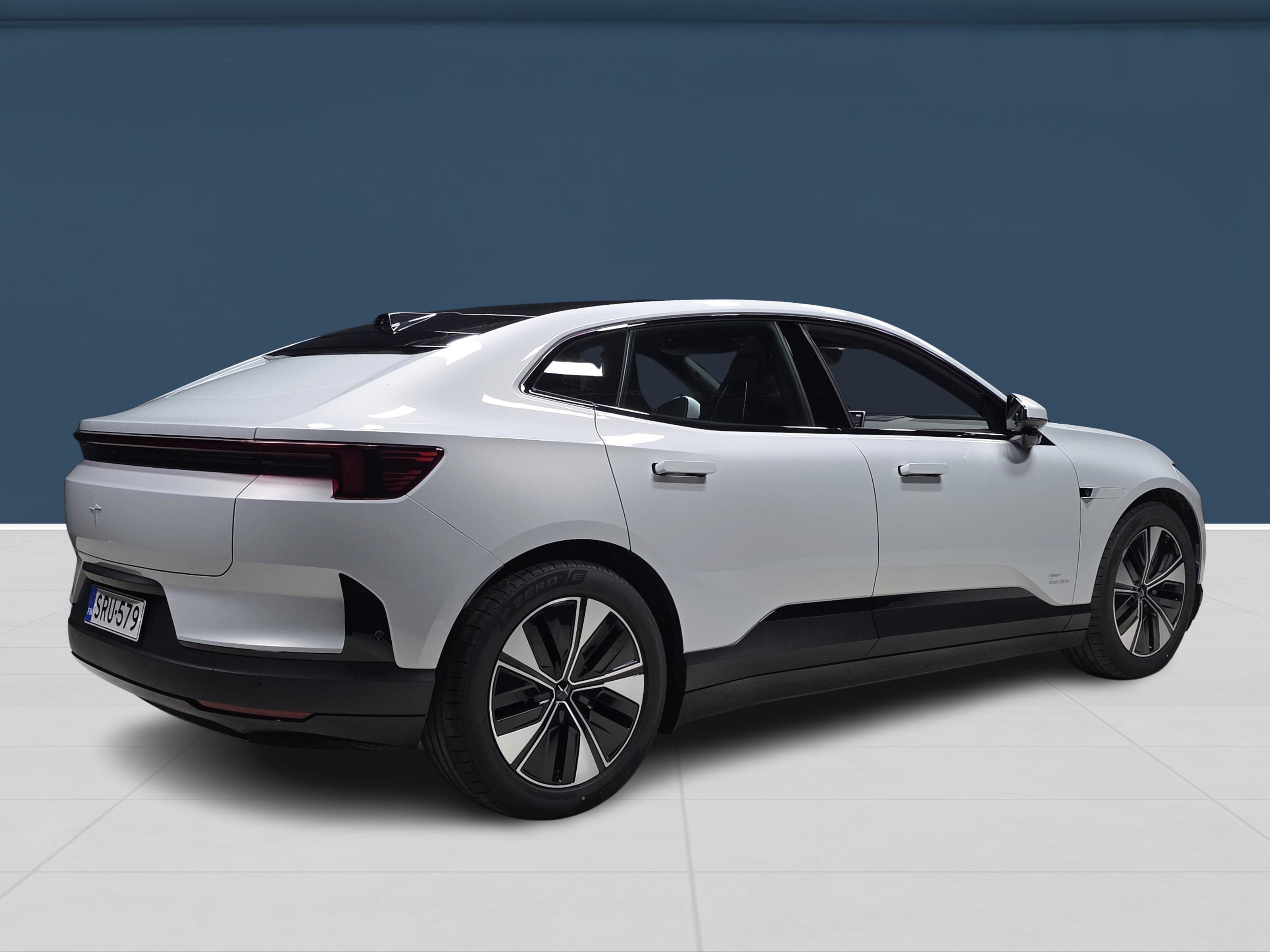 Polestar 4 4