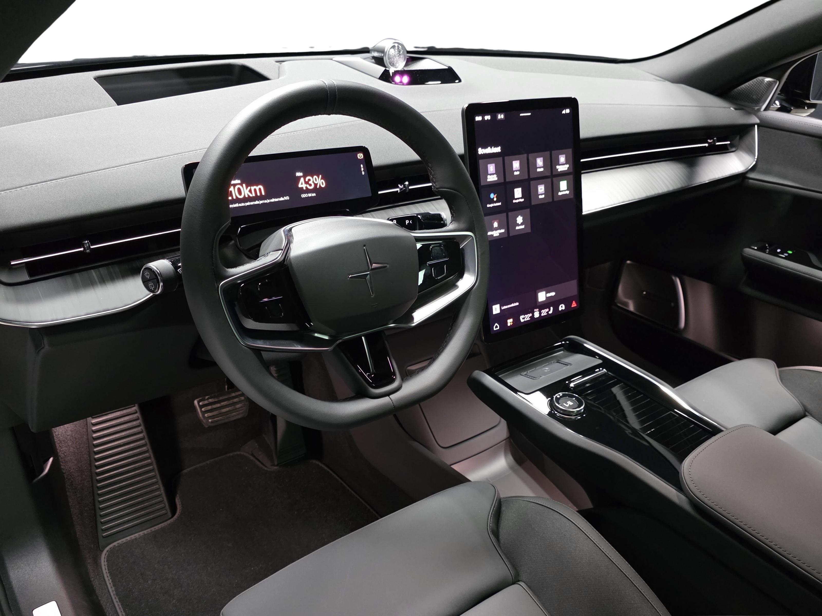 Polestar 3 8
