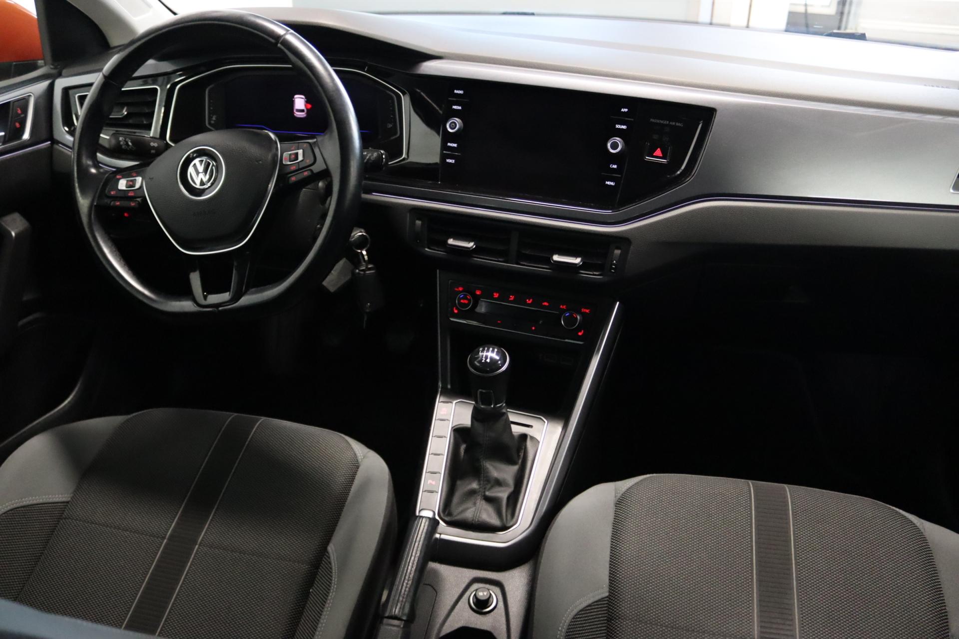 VOLKSWAGEN Polo 2019