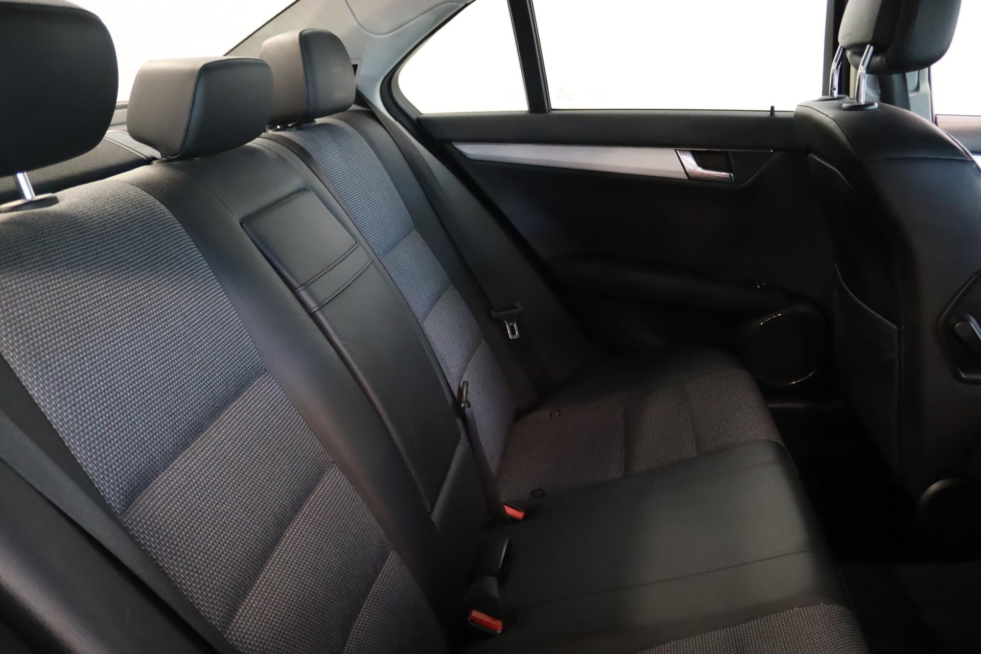 MERCEDES-BENZ C 2008