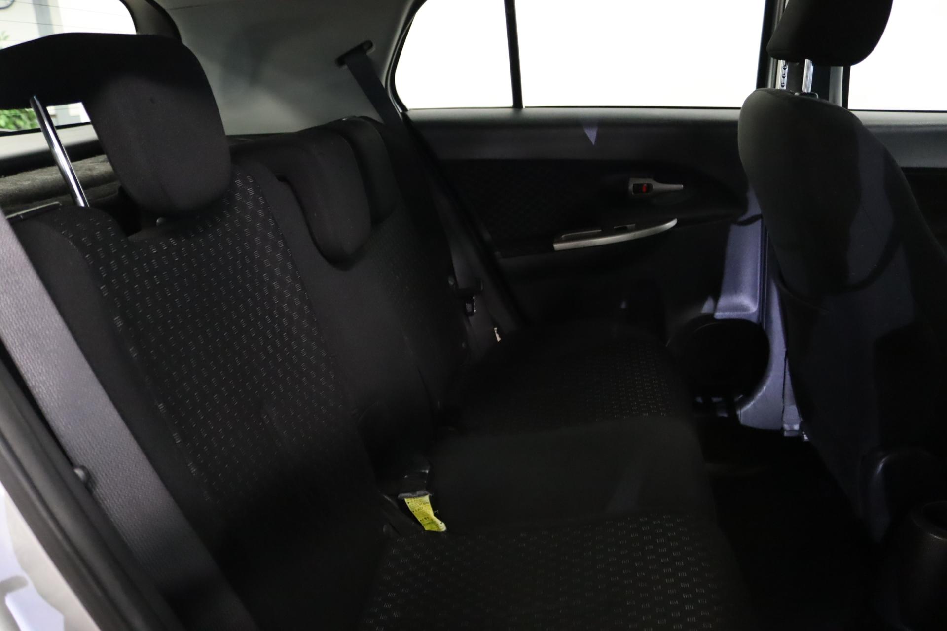 TOYOTA Urban Cruiser 2009