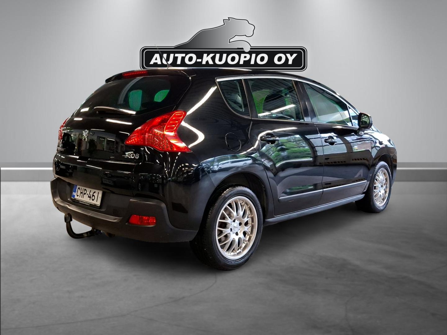 PEUGEOT 3008 2011