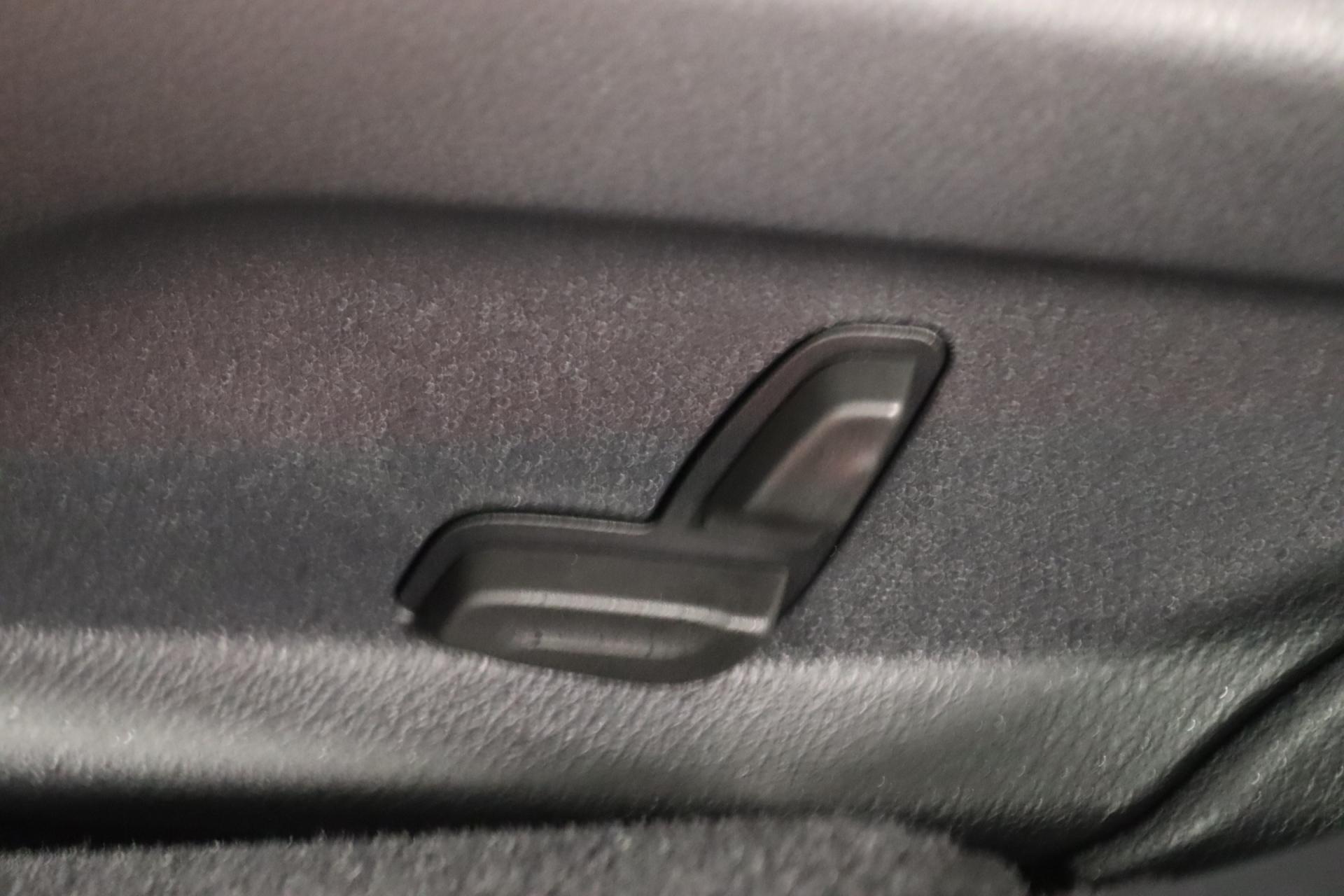 MERCEDES-BENZ E 2020