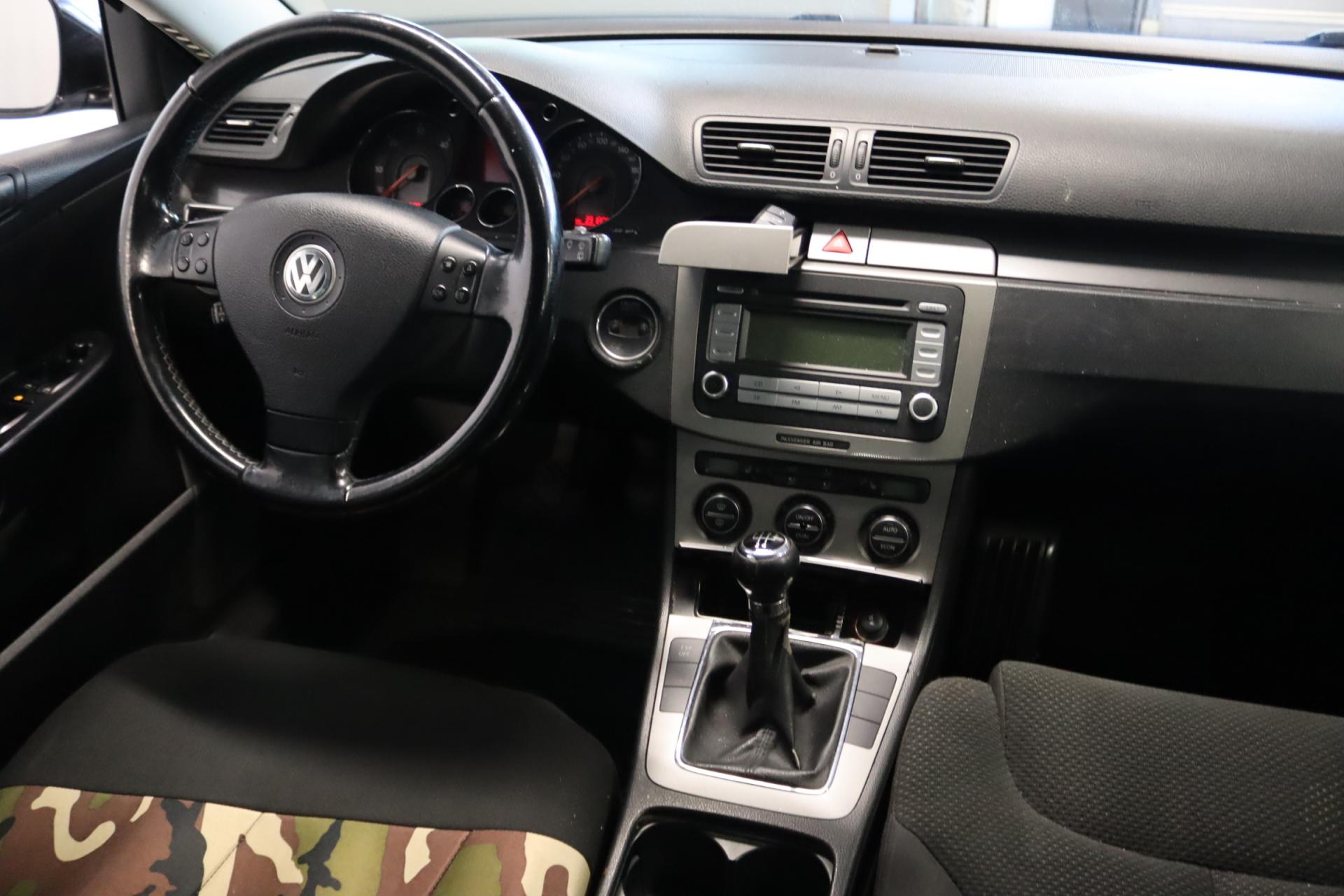 VOLKSWAGEN Passat 2007