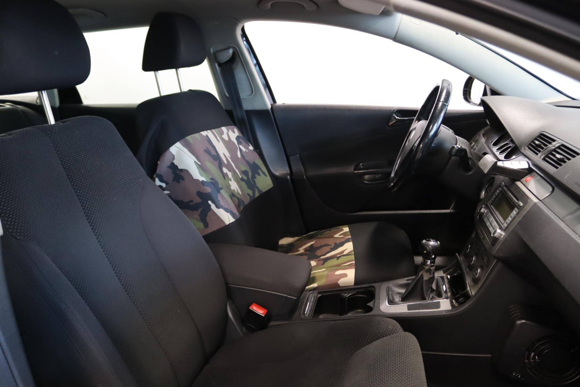 VOLKSWAGEN Passat 2007