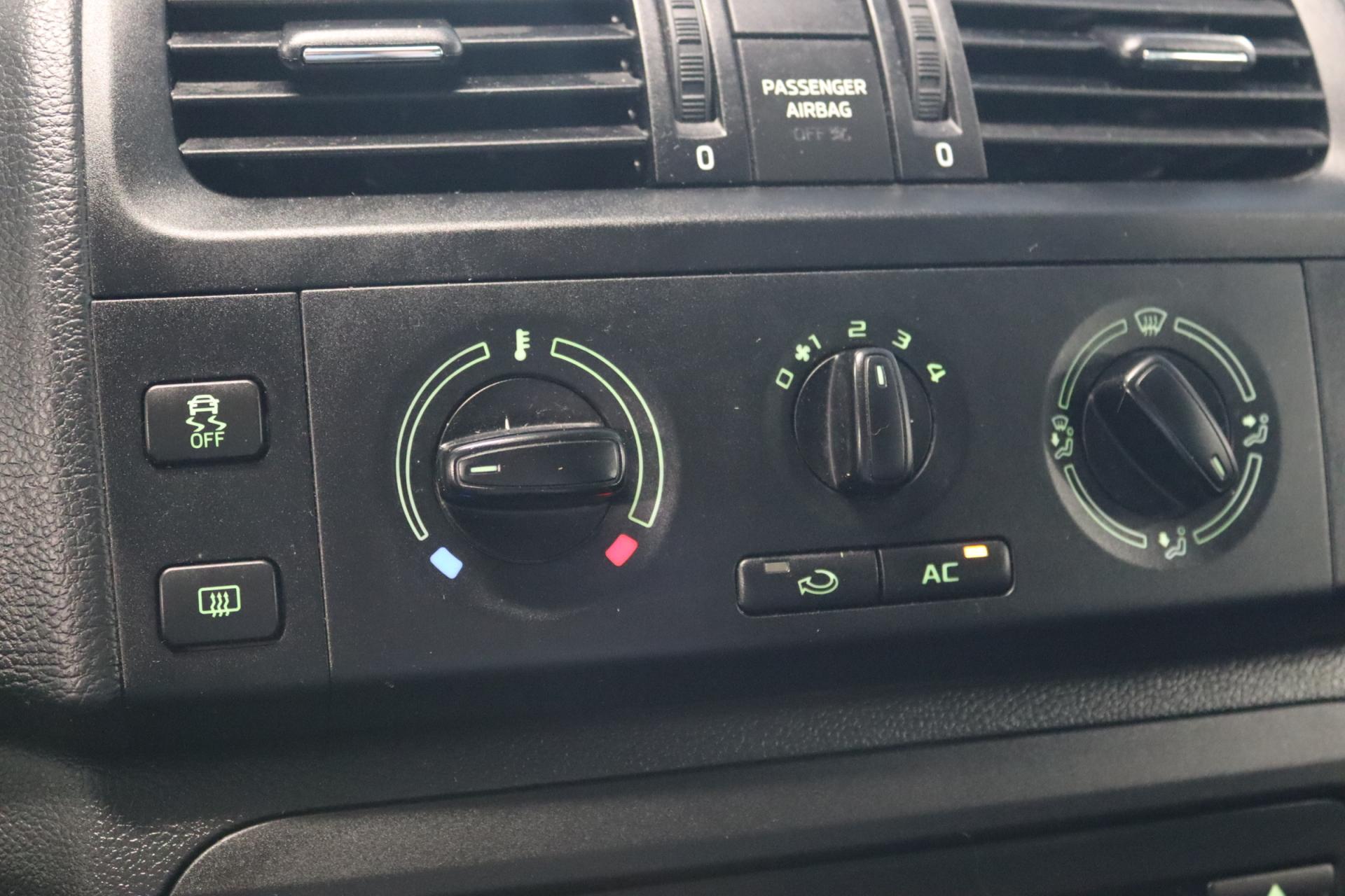 SKODA Roomster 2014
