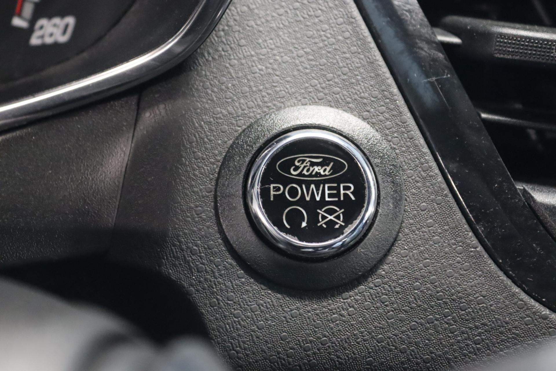 FORD Fiesta 2015