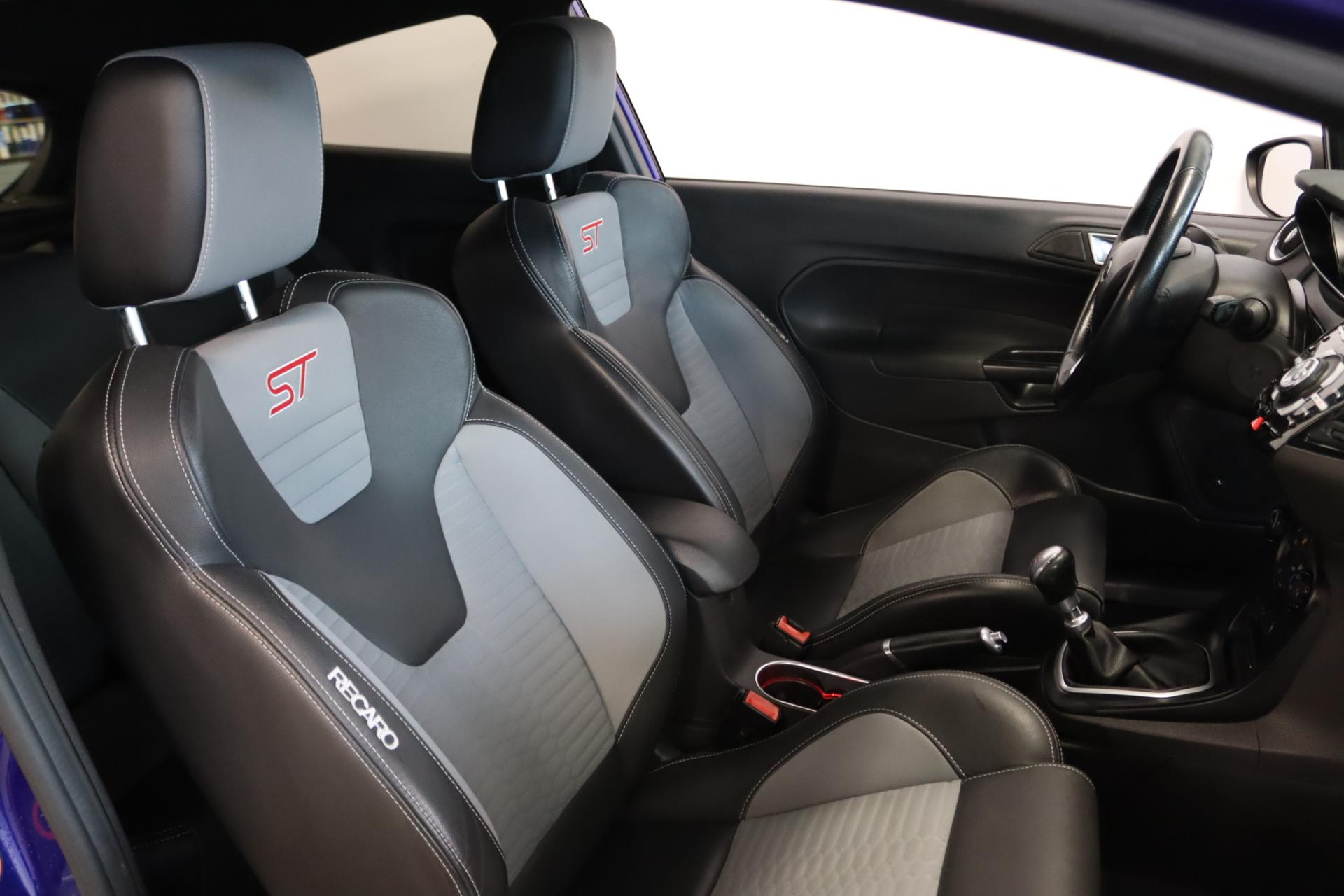 FORD Fiesta 2015