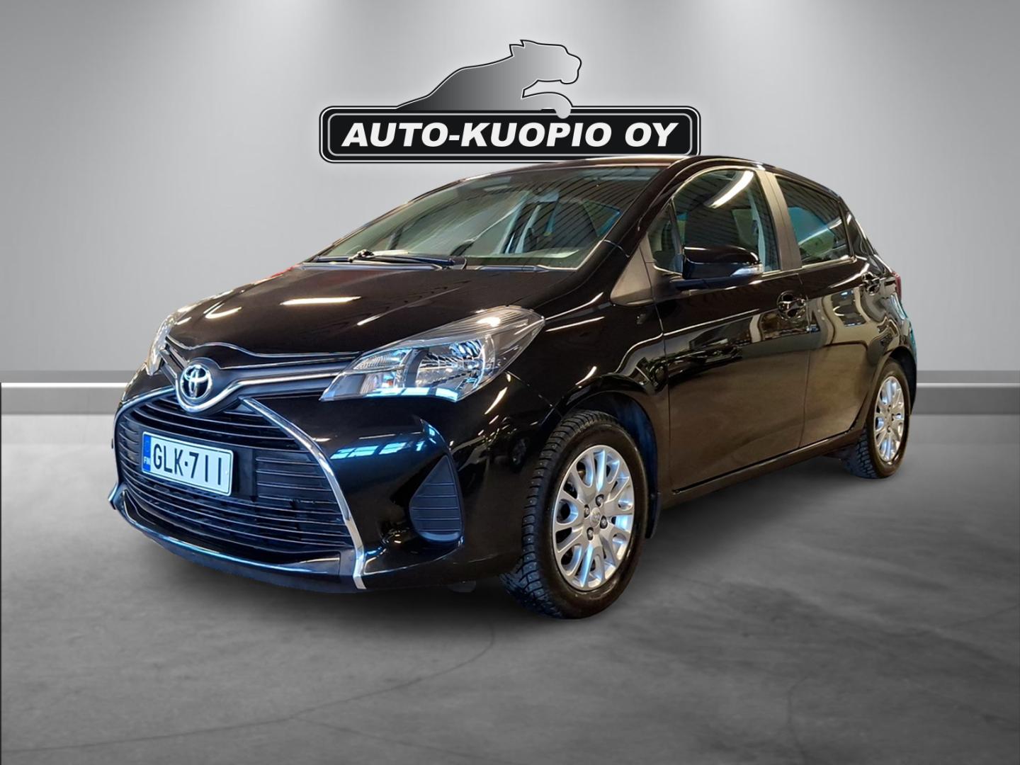TOYOTA Yaris 2015