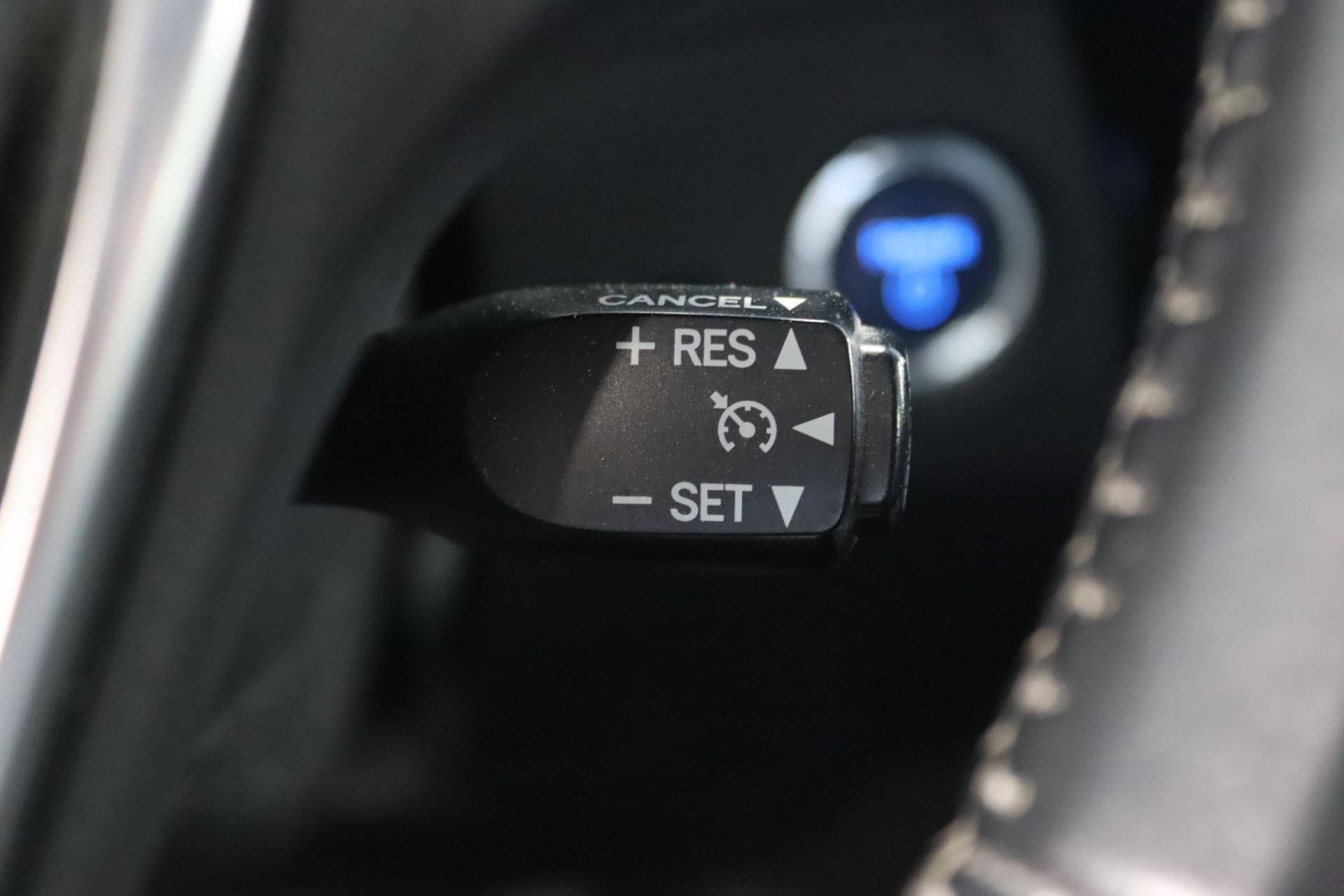 TOYOTA Auris 2018