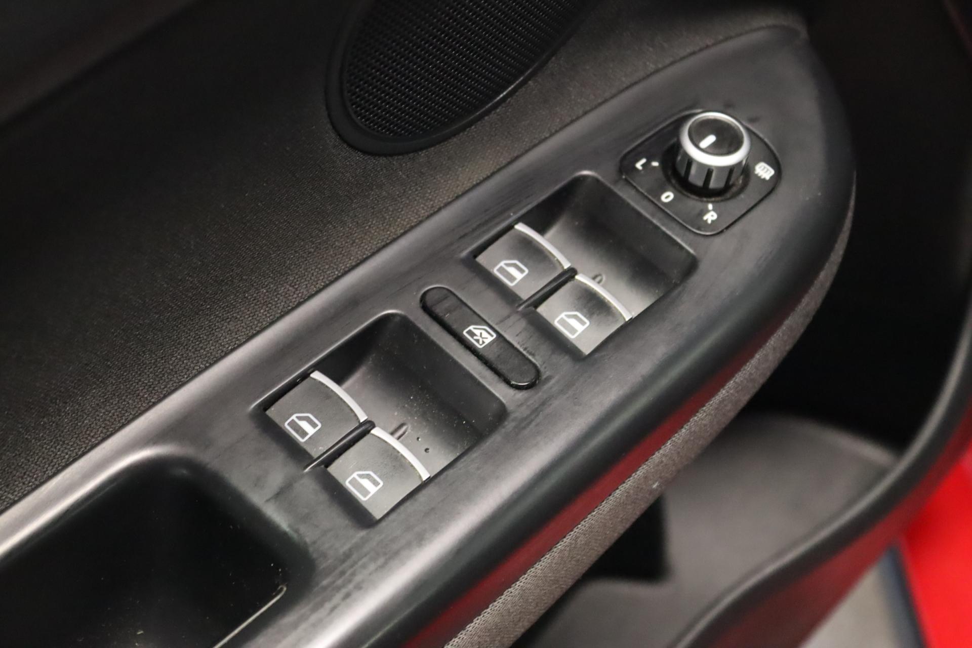 VOLKSWAGEN Golf Plus 2013