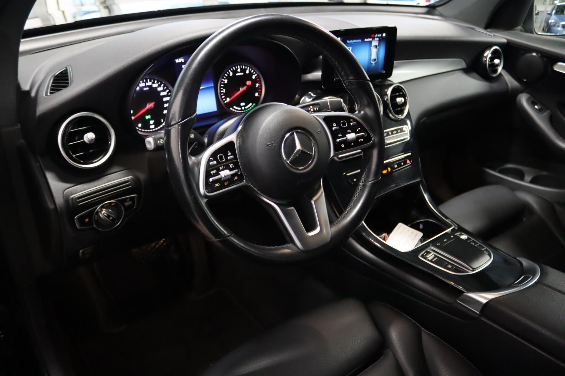 MERCEDES-BENZ GLC 2021