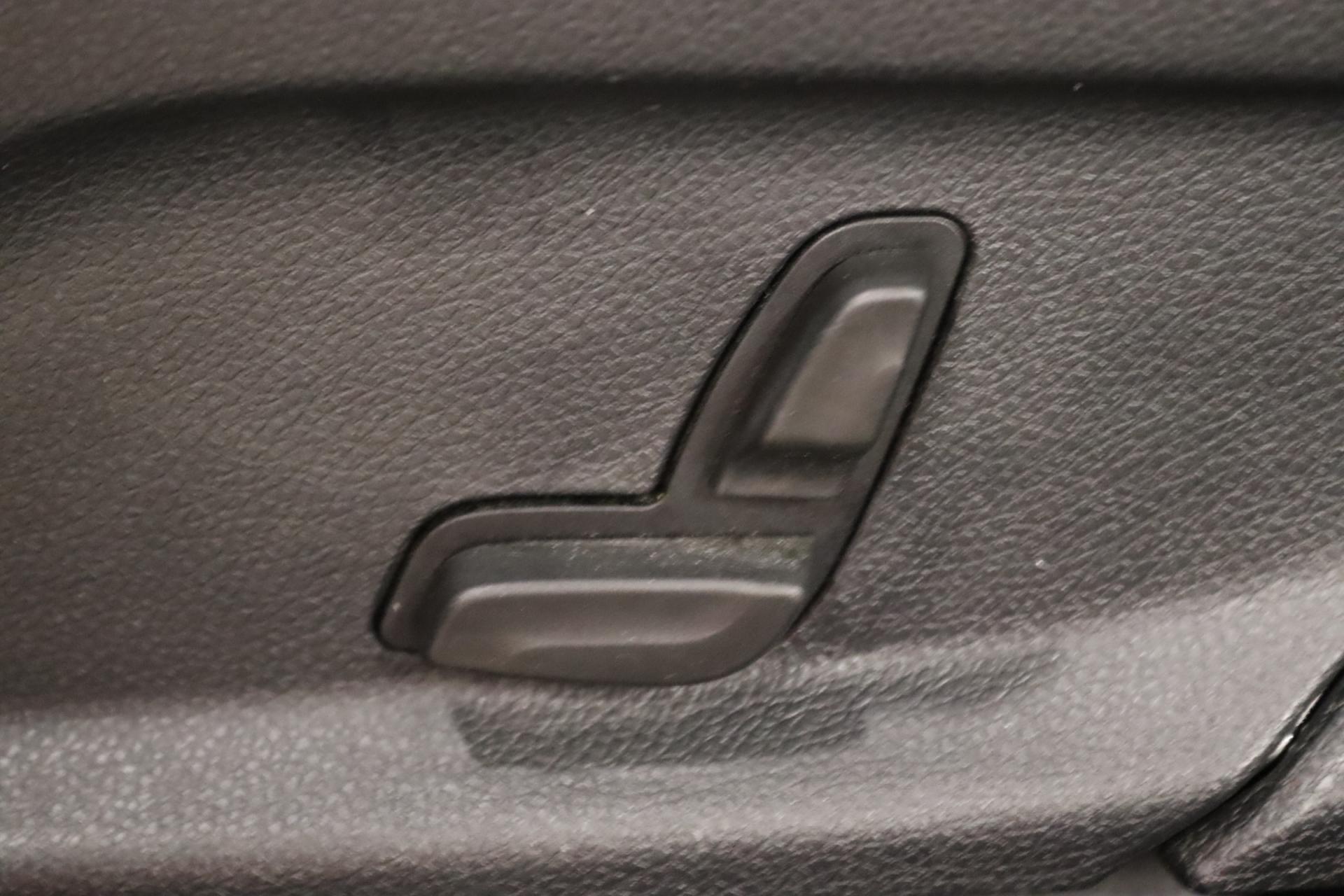 MERCEDES-BENZ GLC 2021