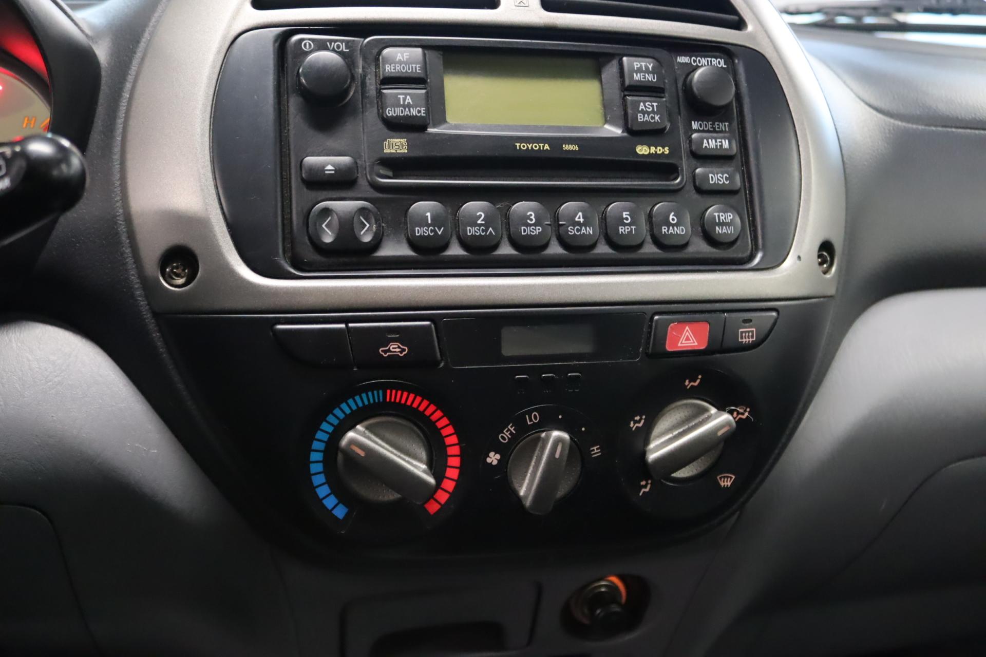 TOYOTA RAV4 2001