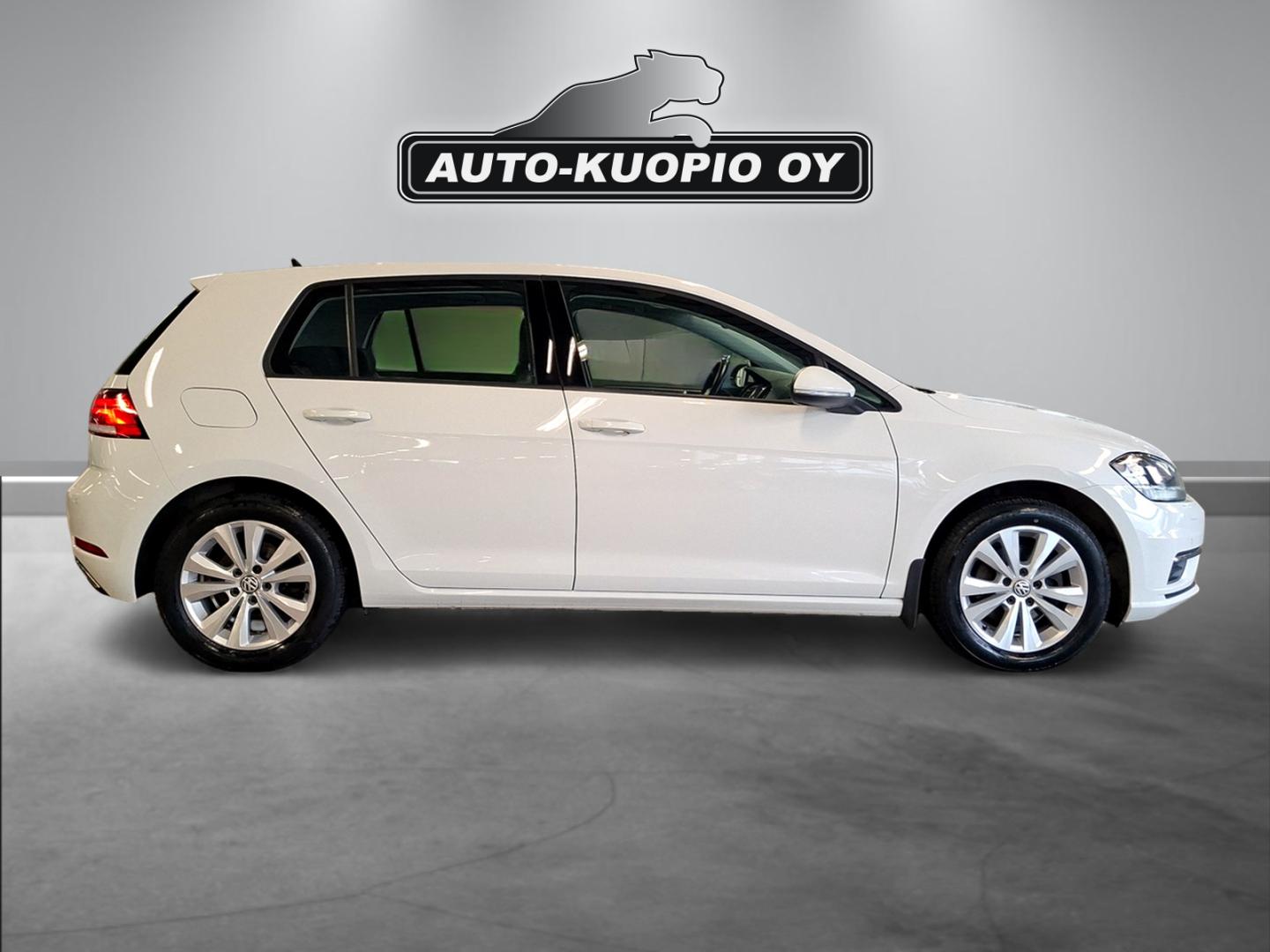 VOLKSWAGEN Golf 2020