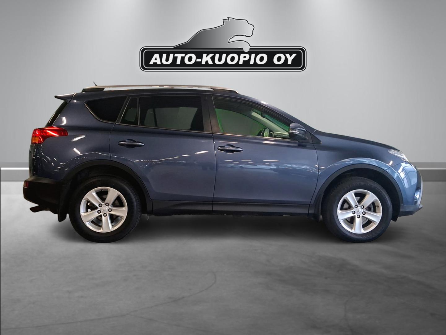 TOYOTA RAV4 2015