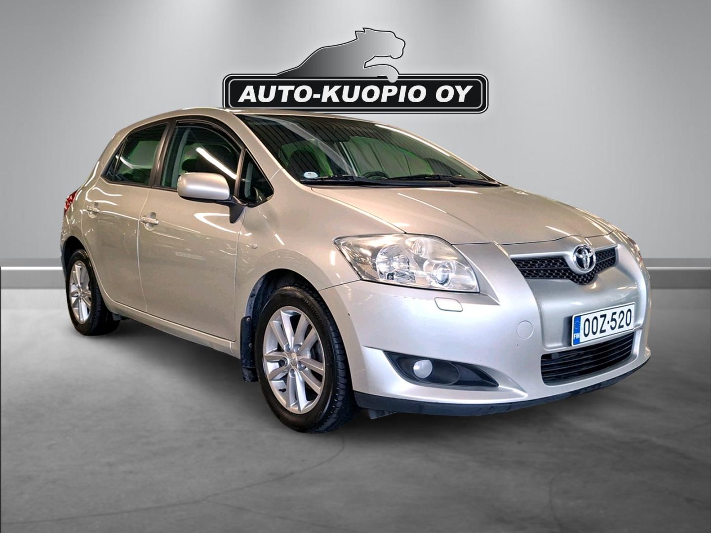 TOYOTA Auris 2010