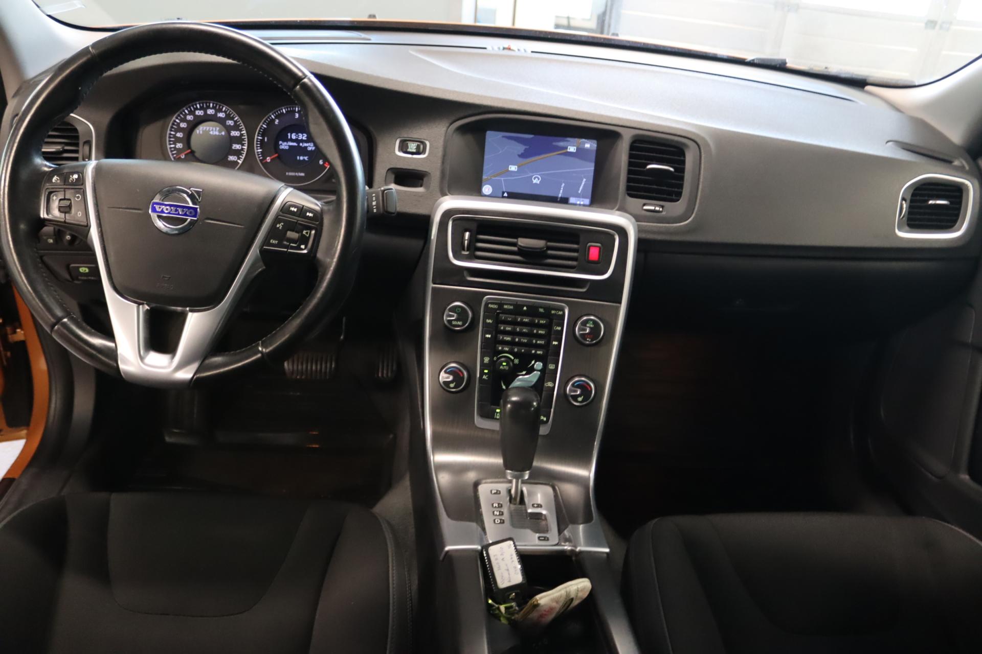 VOLVO S60 2010