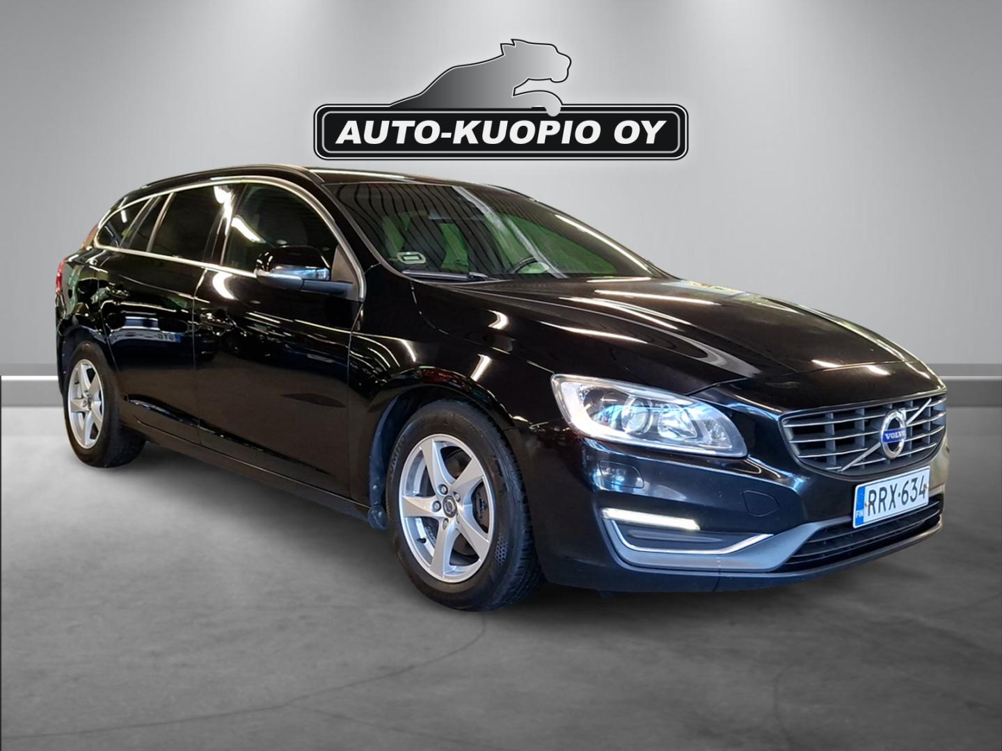 VOLVO V60 2015