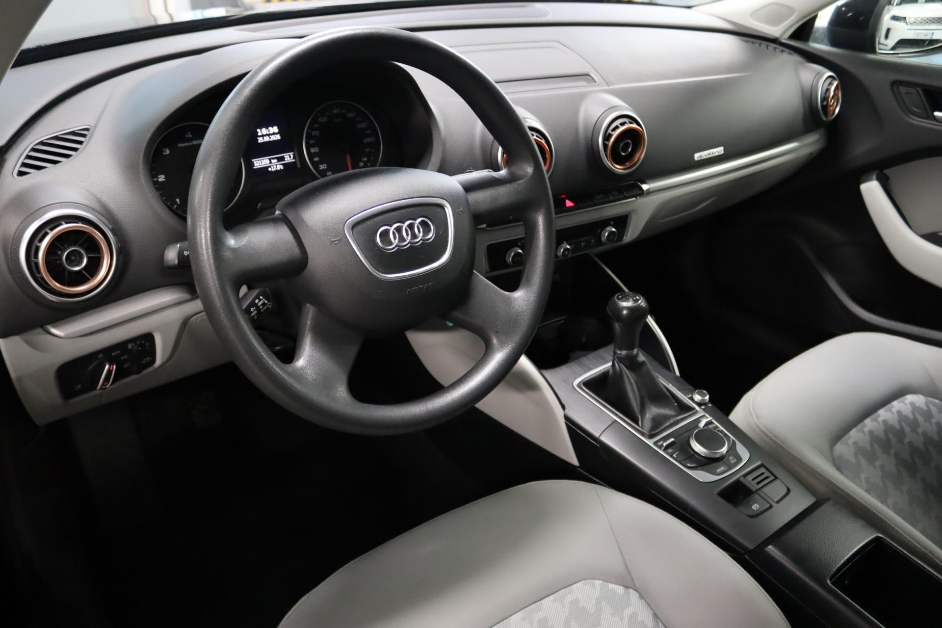 AUDI A3 2013