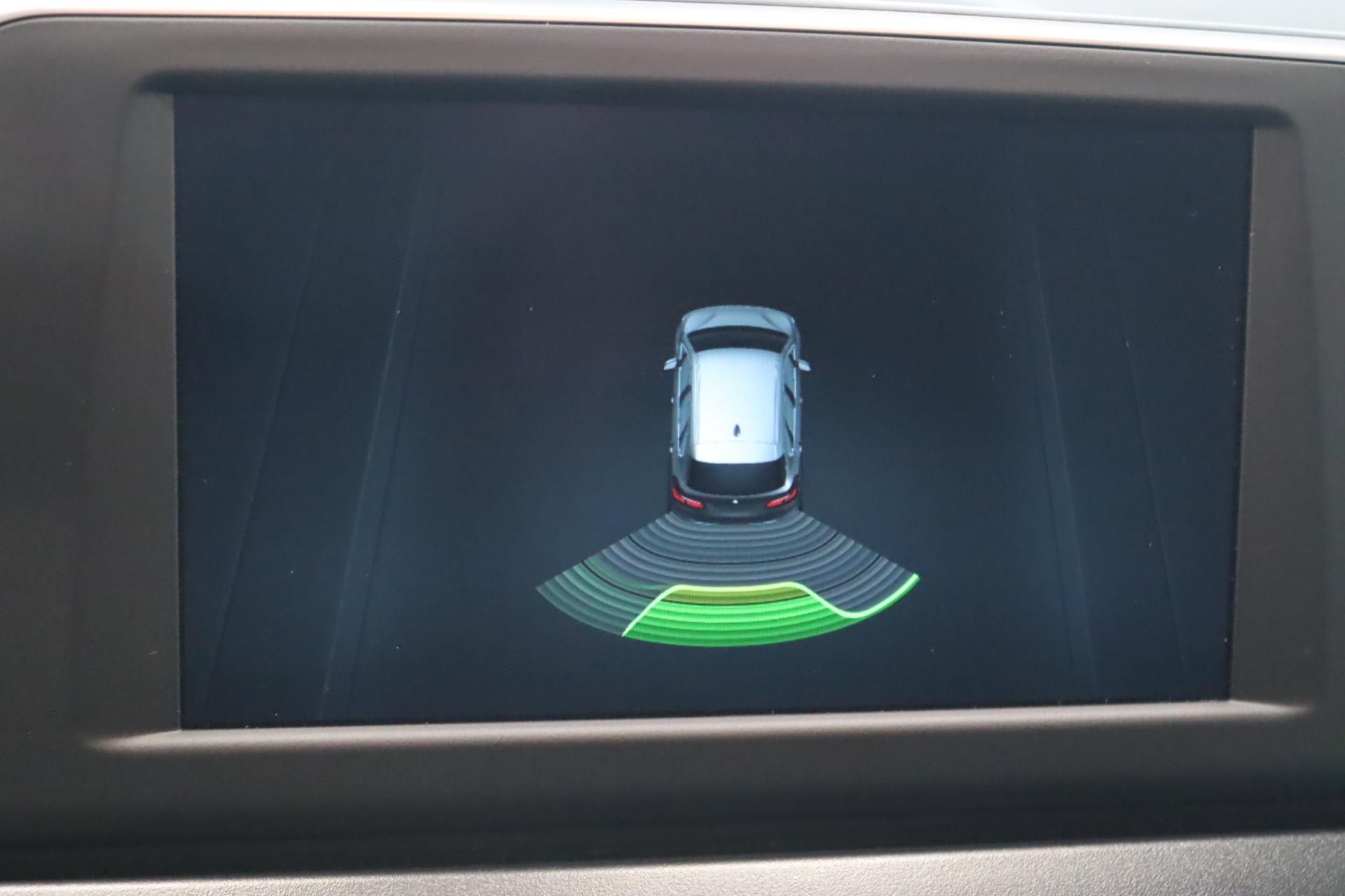 BMW 225 2019