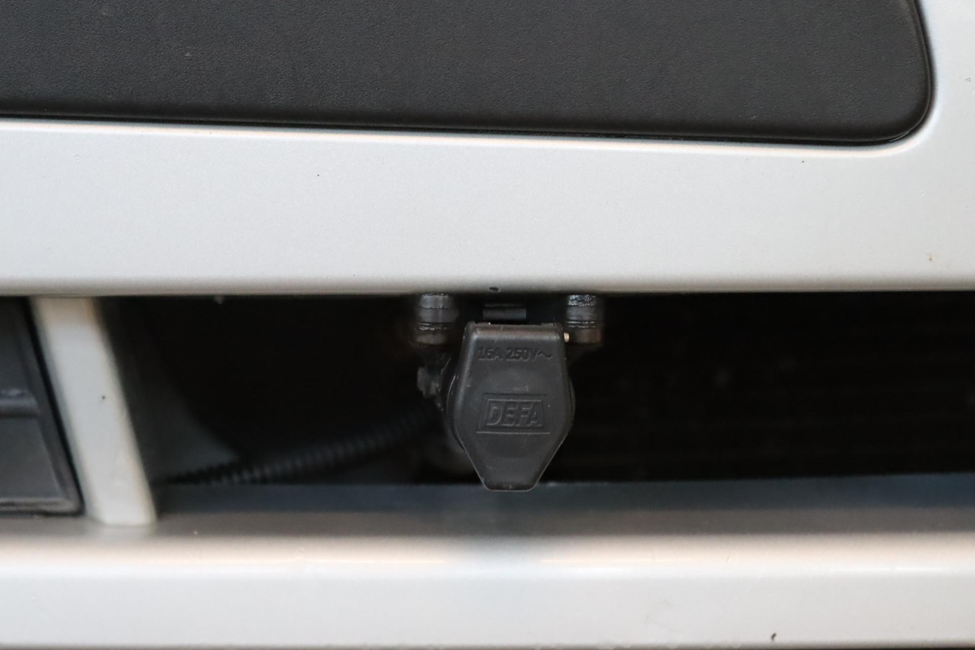 HYUNDAI Elantra 2006