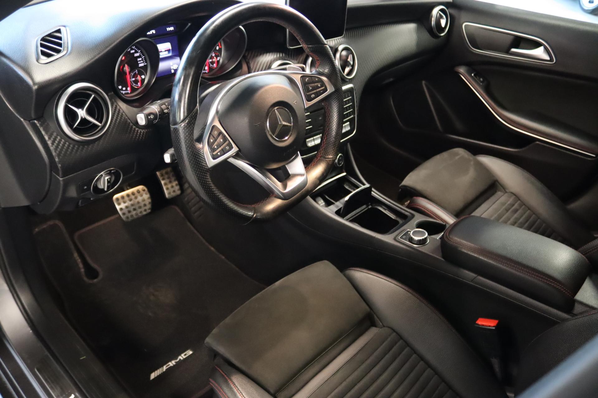 MERCEDES-BENZ A 2016