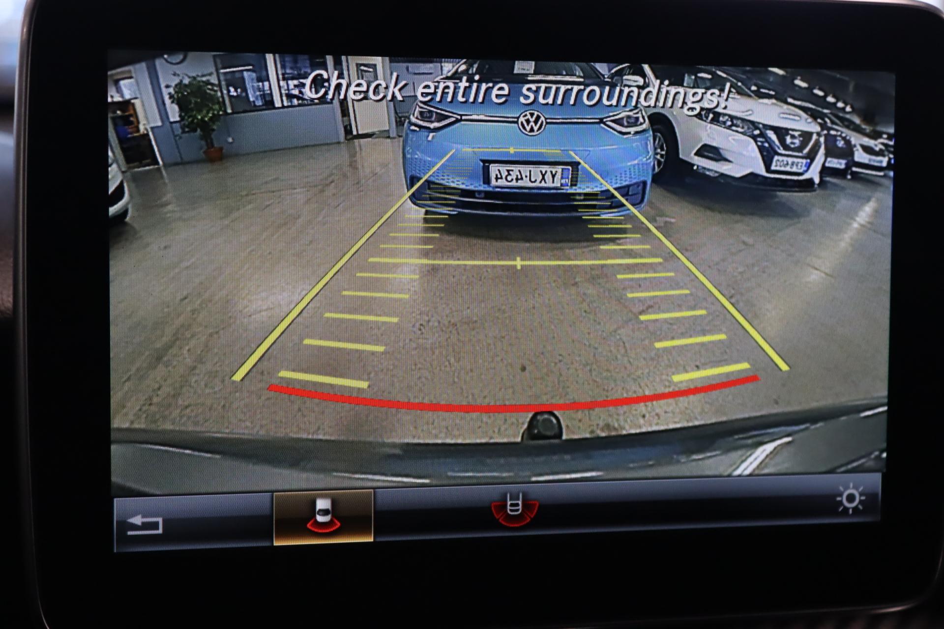 MERCEDES-BENZ A 2016