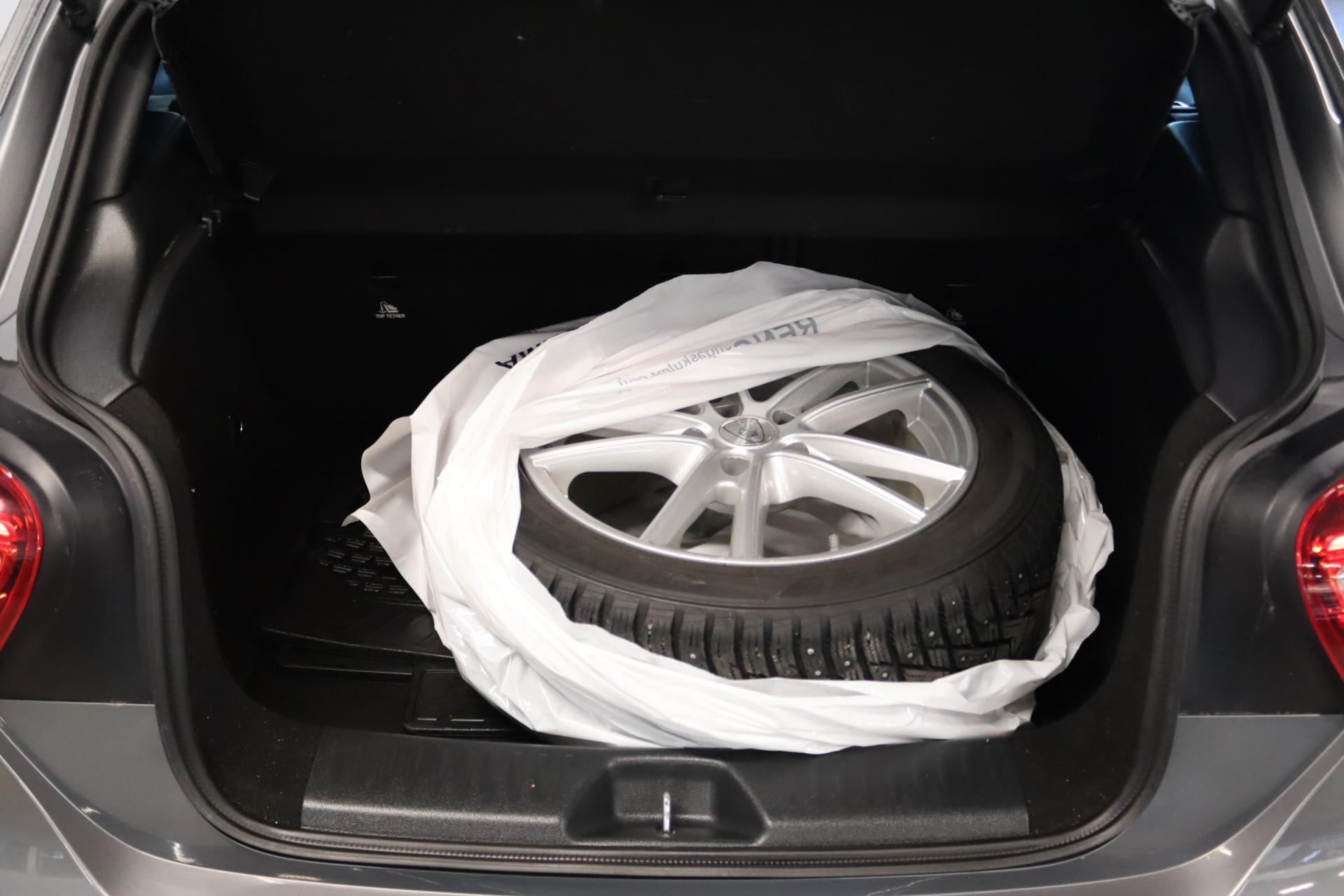 MERCEDES-BENZ A 2016