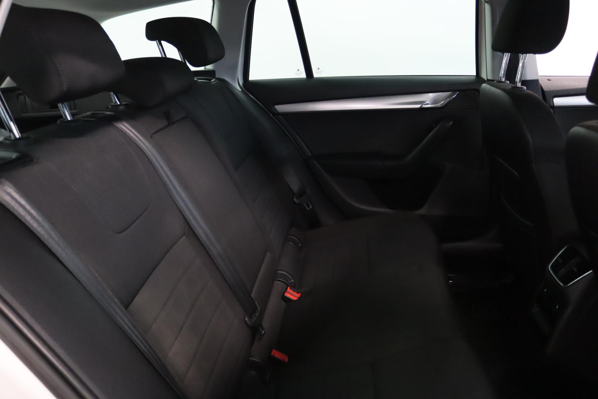 SKODA Octavia 2016