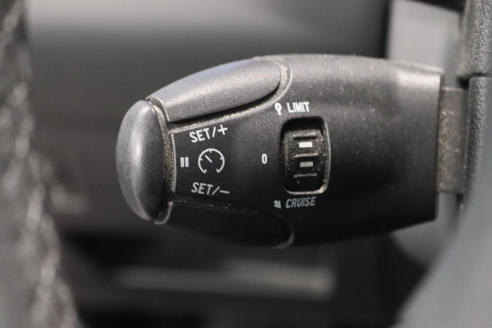 PEUGEOT 308 2008