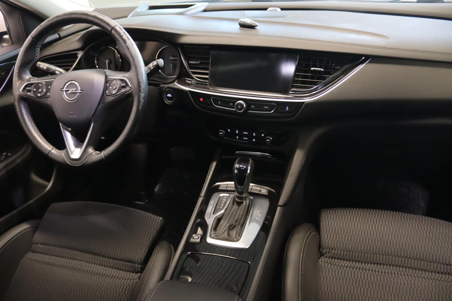 OPEL Insignia 2020
