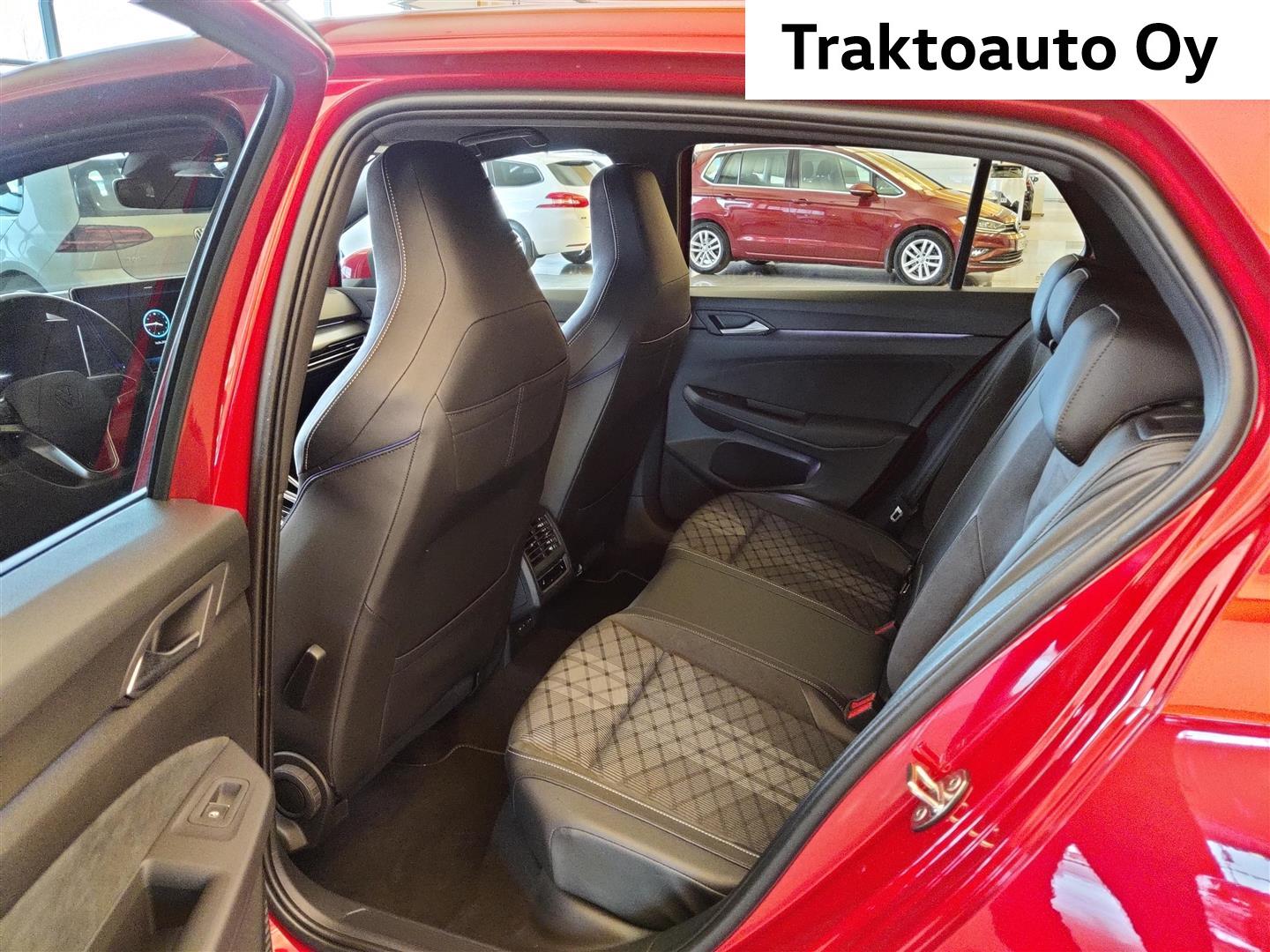 Volkswagen Golf 2025