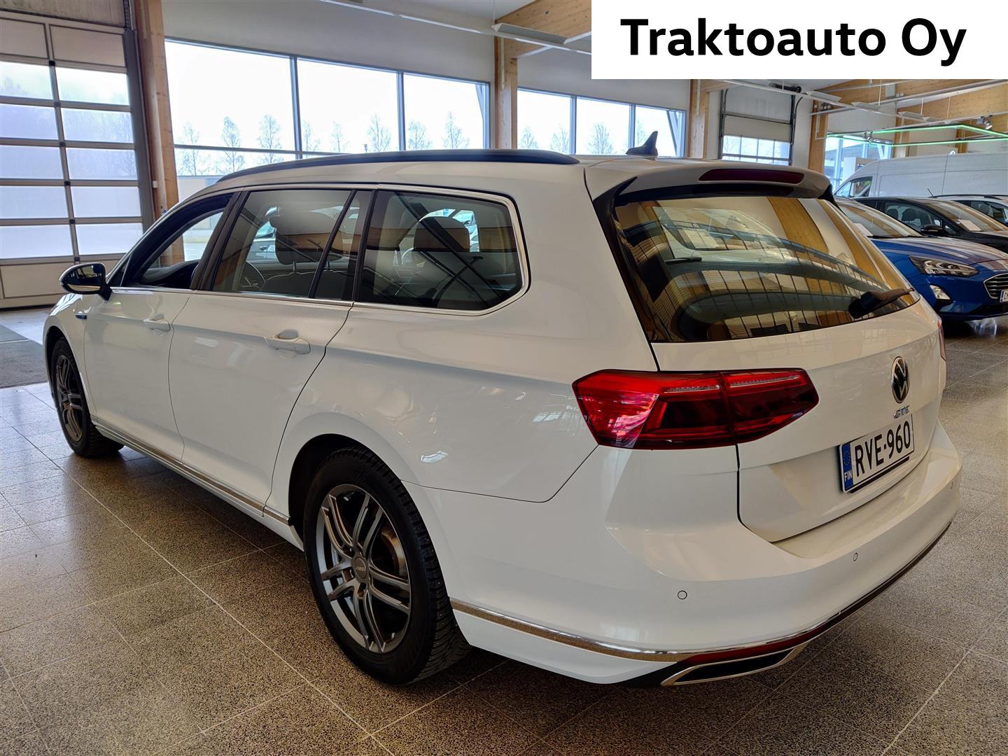 Volkswagen Passat 2023