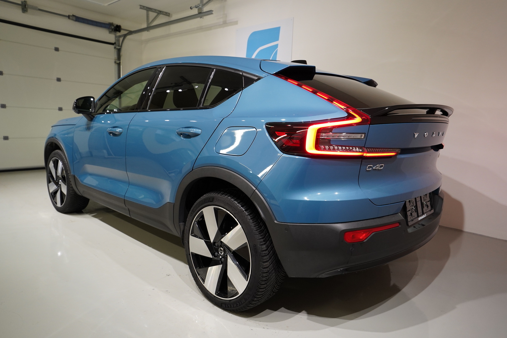VOLVO C40 3