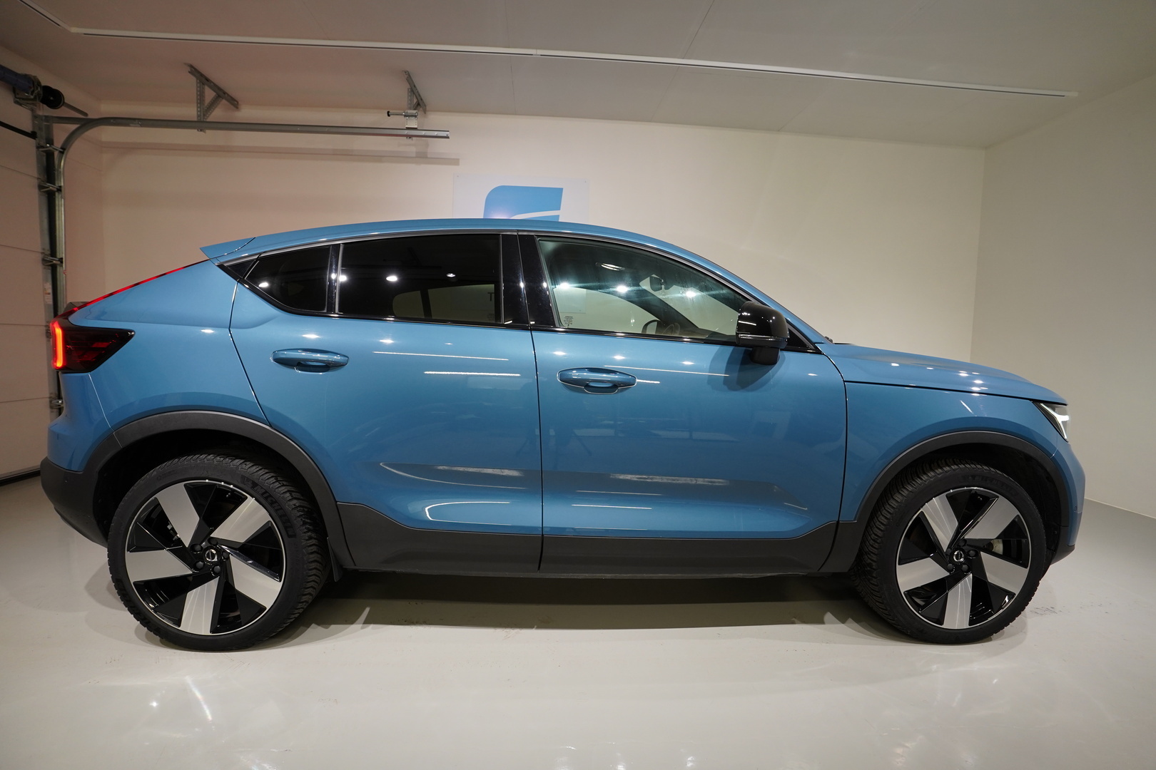 VOLVO C40 5