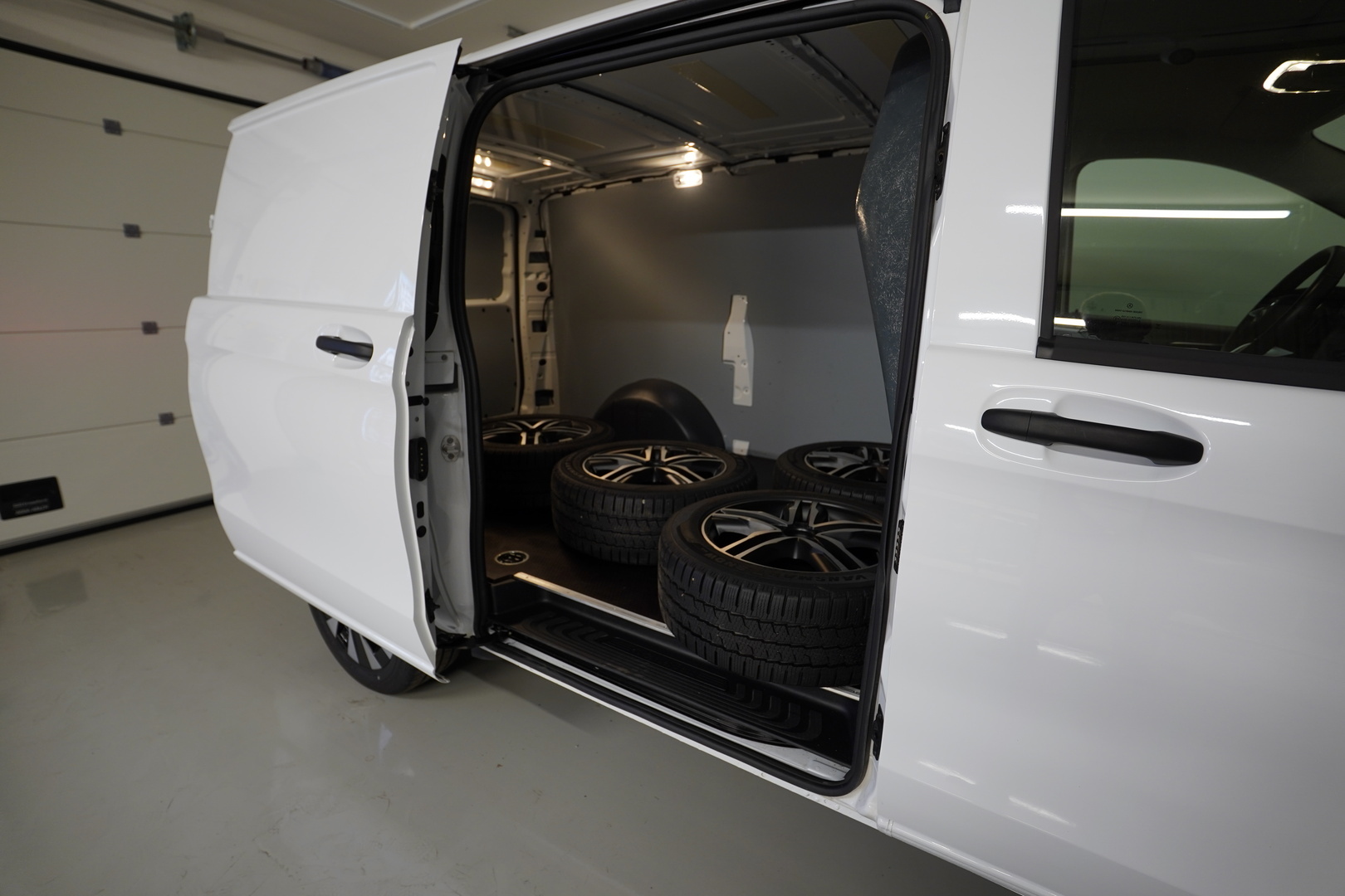 MERCEDES-BENZ Vito 15