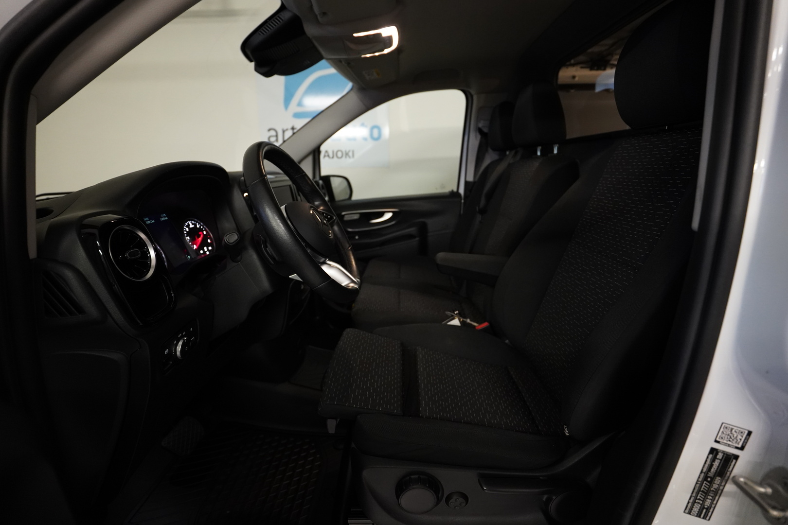 MERCEDES-BENZ Vito 7