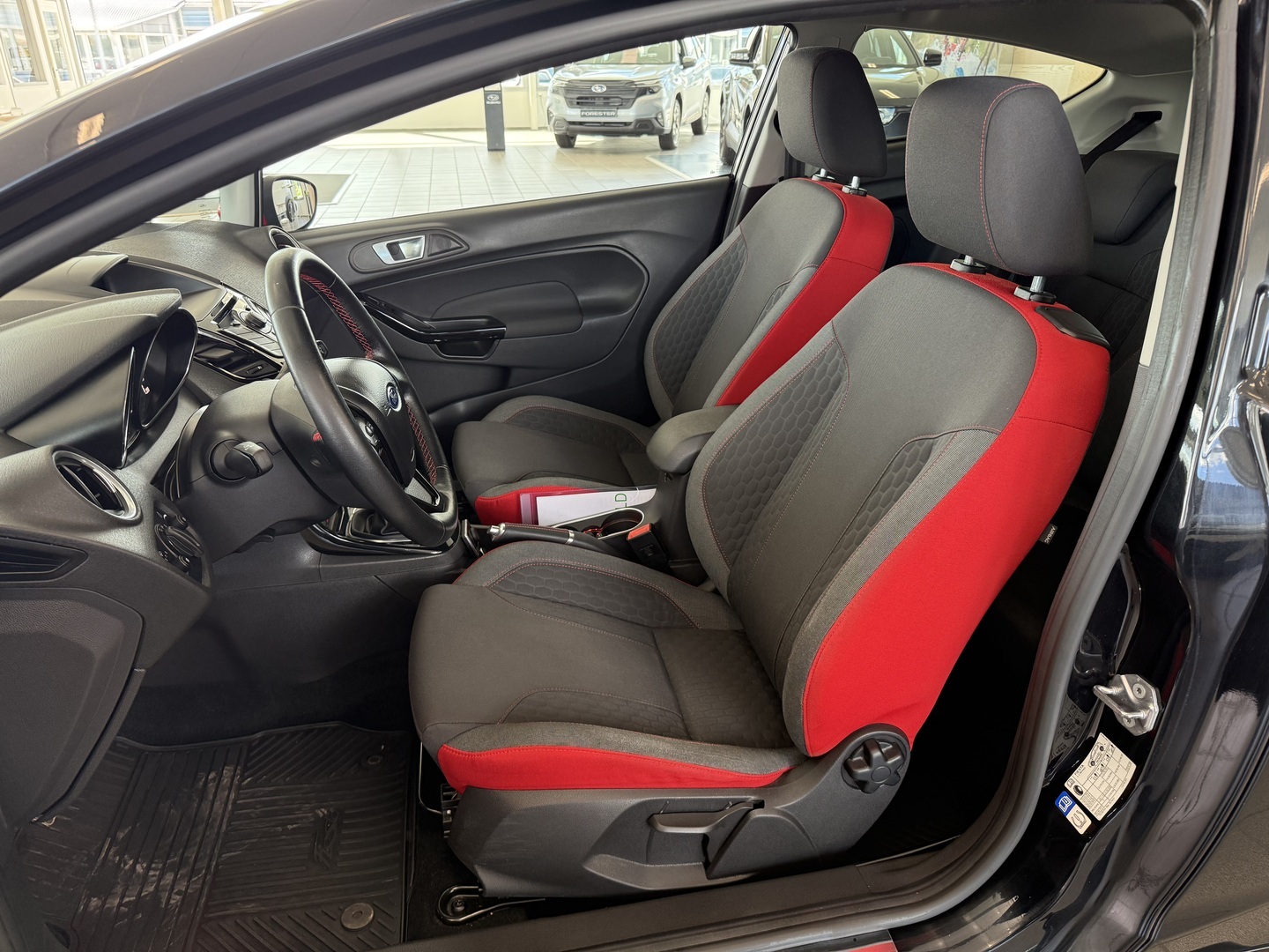 FORD Fiesta 5