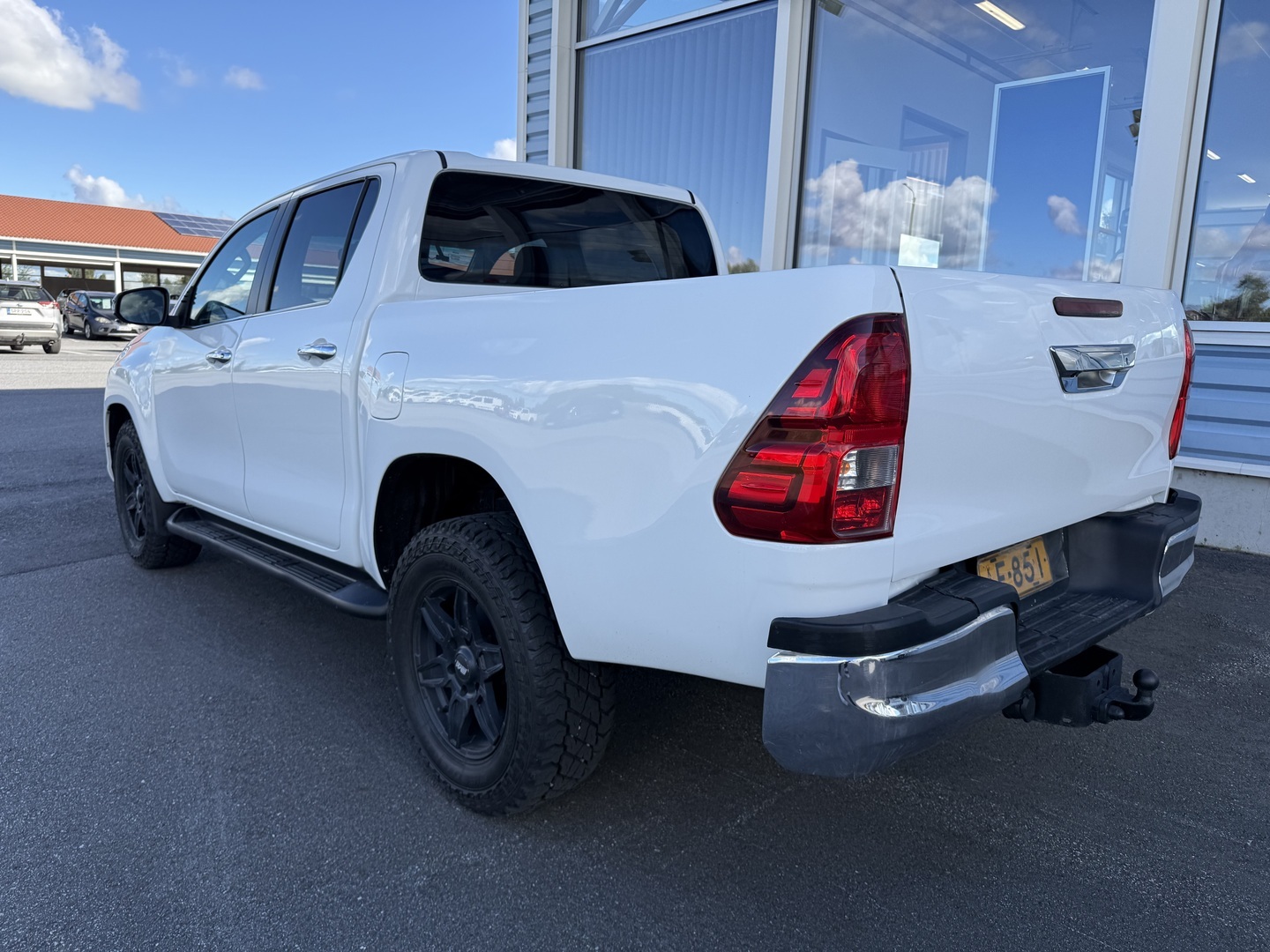 TOYOTA Hilux 2