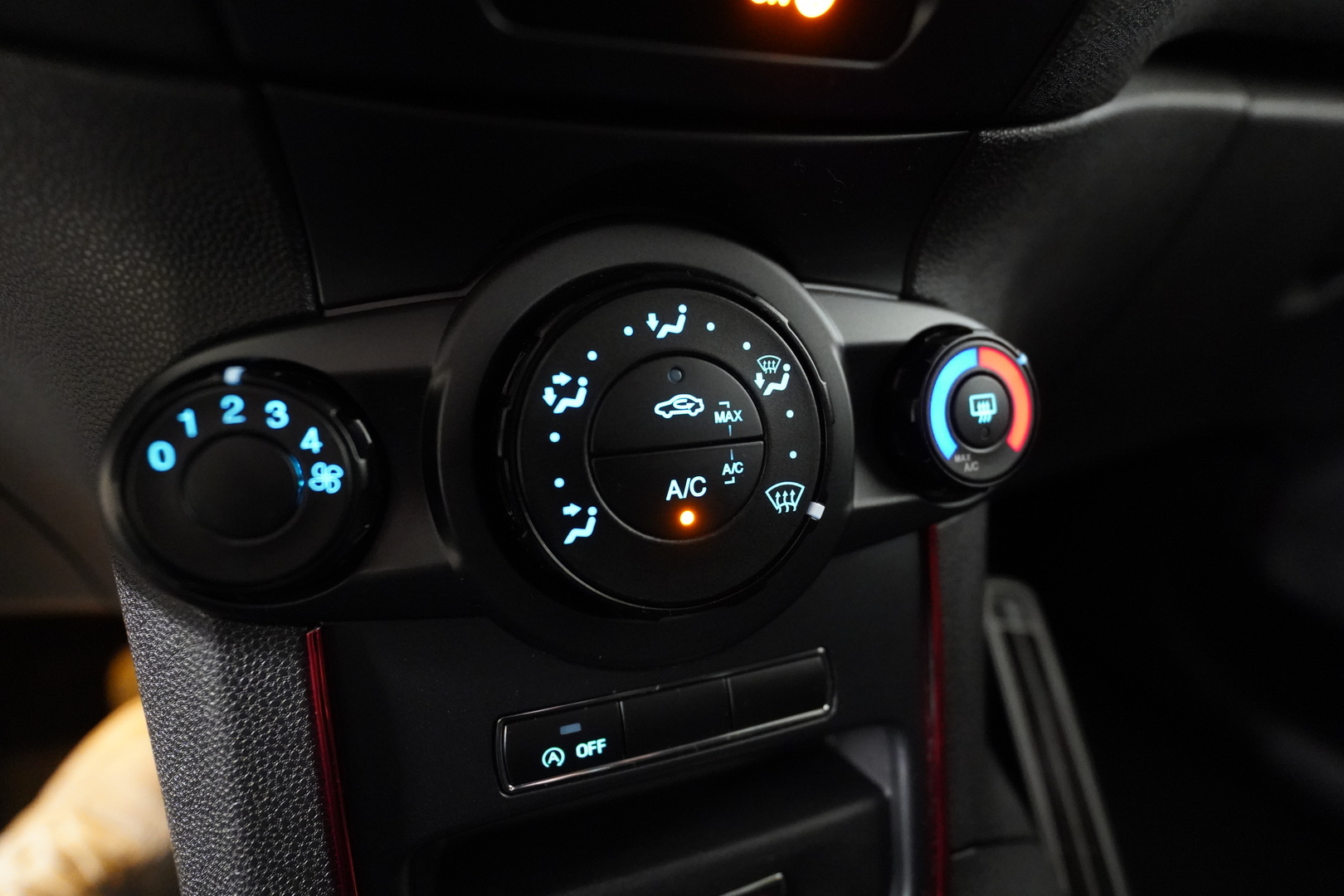 FORD Fiesta 10