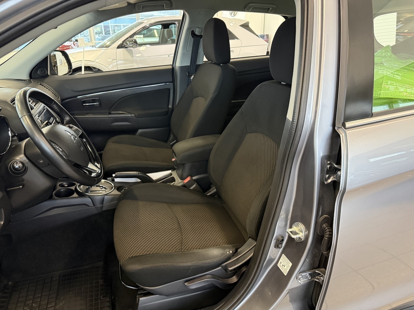 MITSUBISHI ASX 5